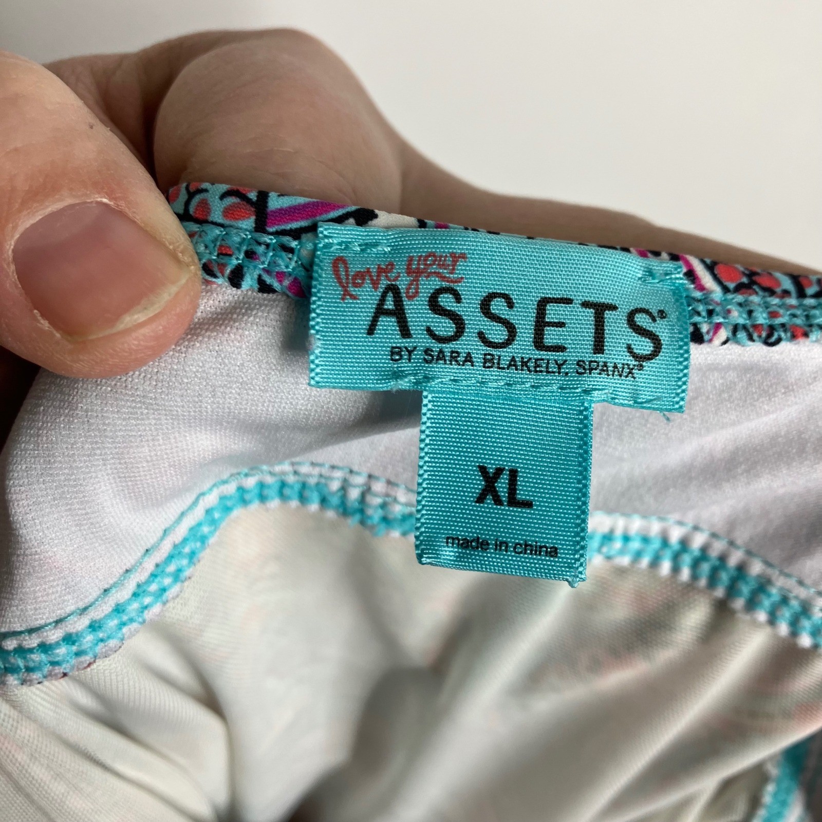 Assets by sara Blakely Spanx one piece swimsuit women’s size Xl blue pink