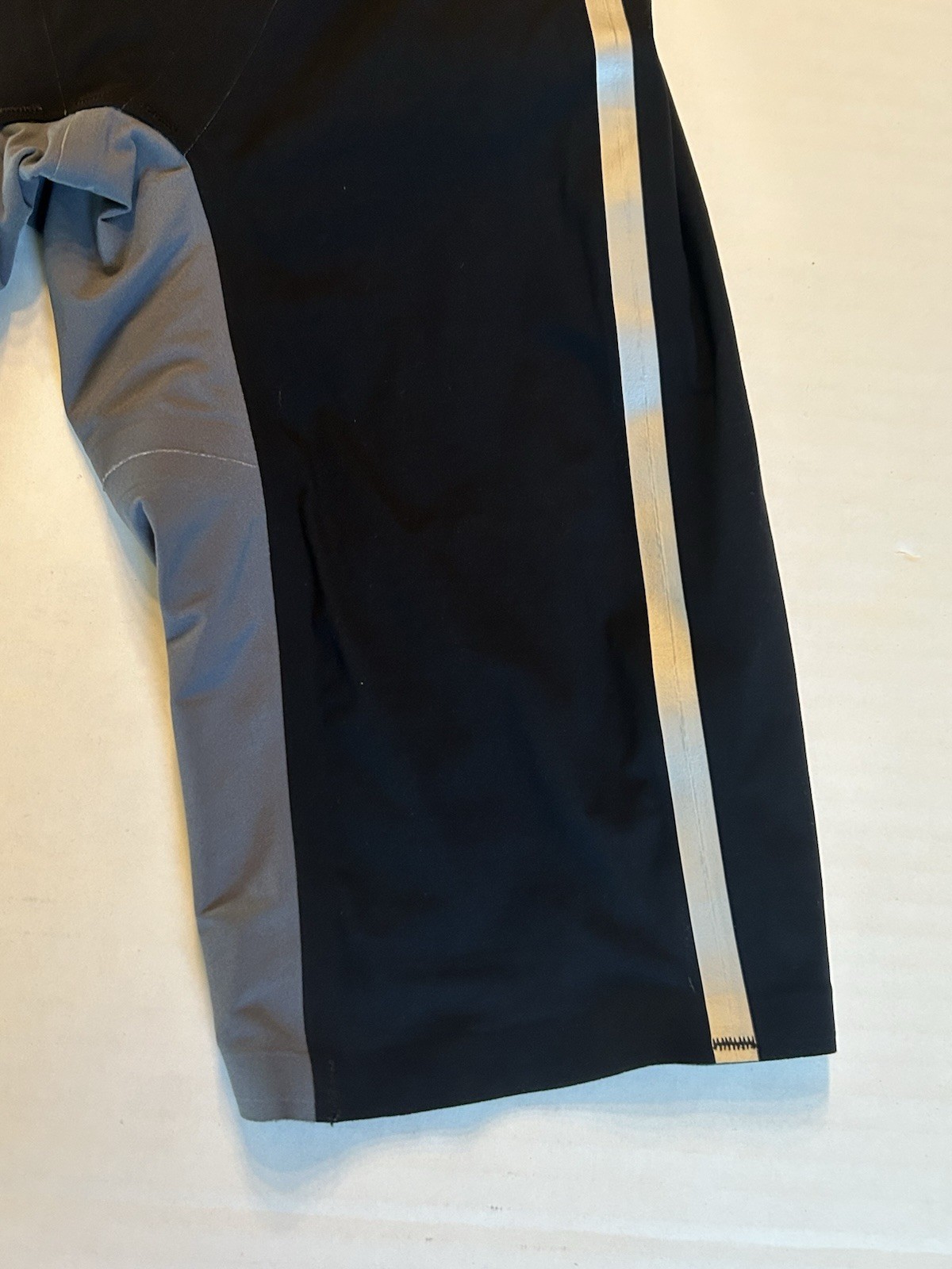V3 TEAM VICI FEMALE POWERBACK TECHNICAL RACING SWIMSUIT BLACK SILVER SZ 24 Women