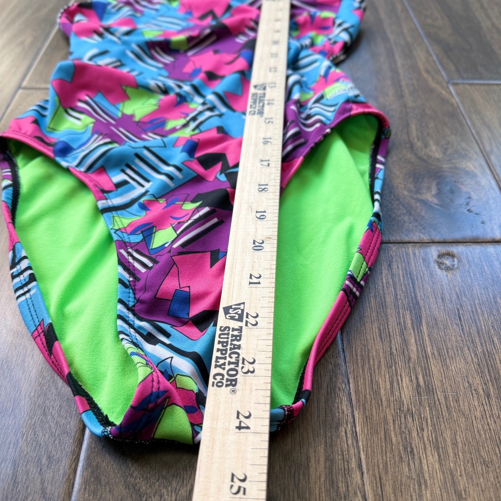 Dolfin Uglies One Piece Swimsuit Womens 32 Multicolor Excellent Geometric Print
