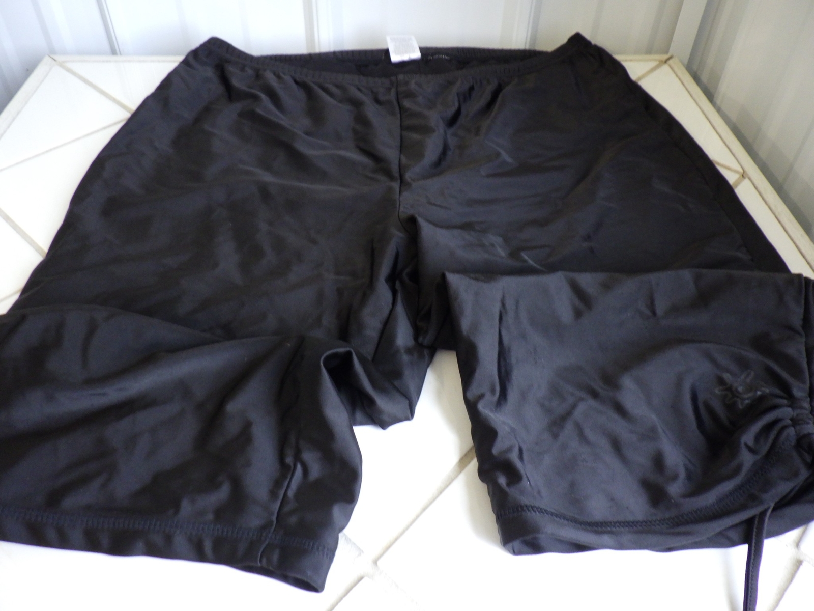 Womens Capri swim pants Collibar Black rouched leg 2xL UPF50 excellent condition