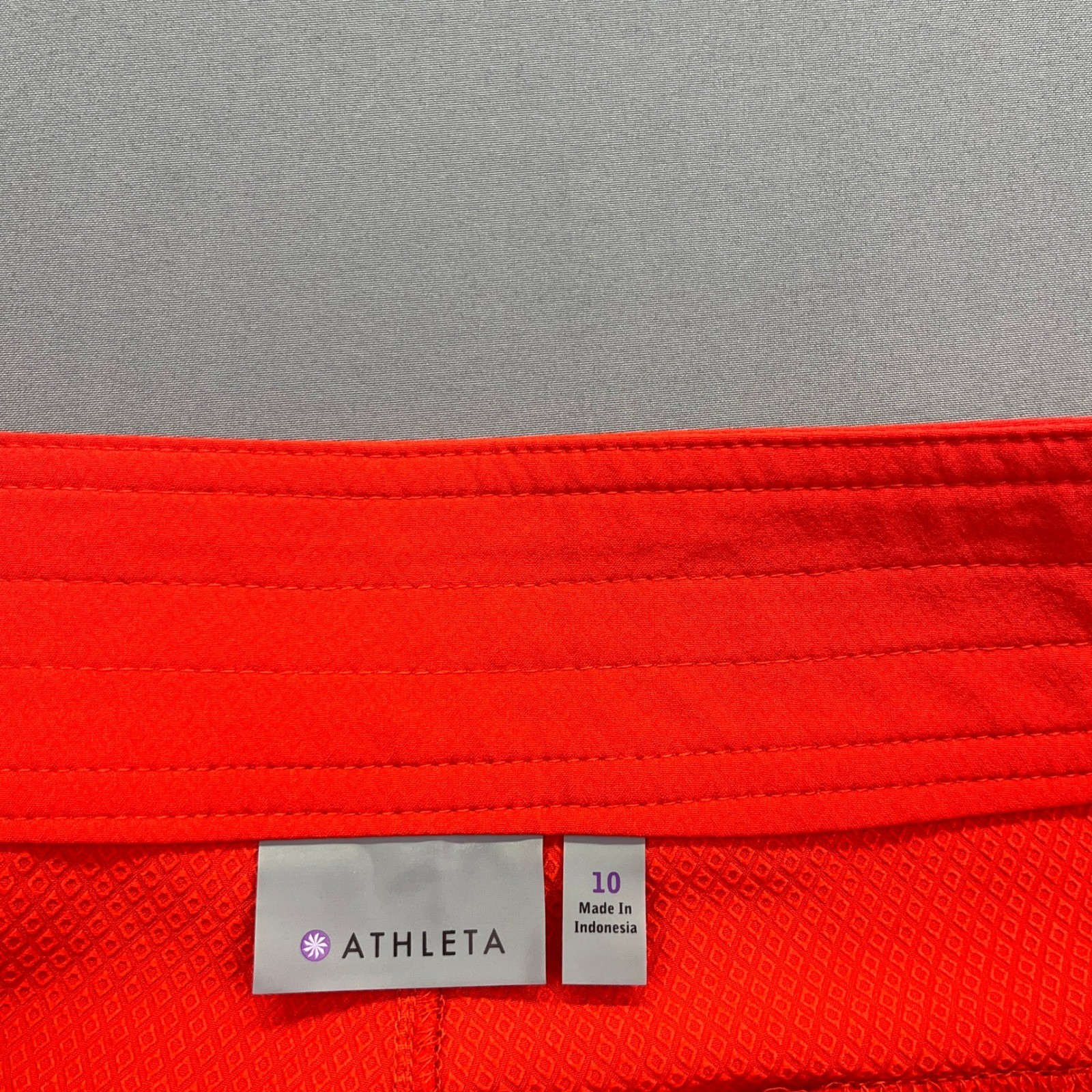 Athleta Board Shorts Swim Trunks Quick Dry Lined Pockets Red Size 10 Fits 35″