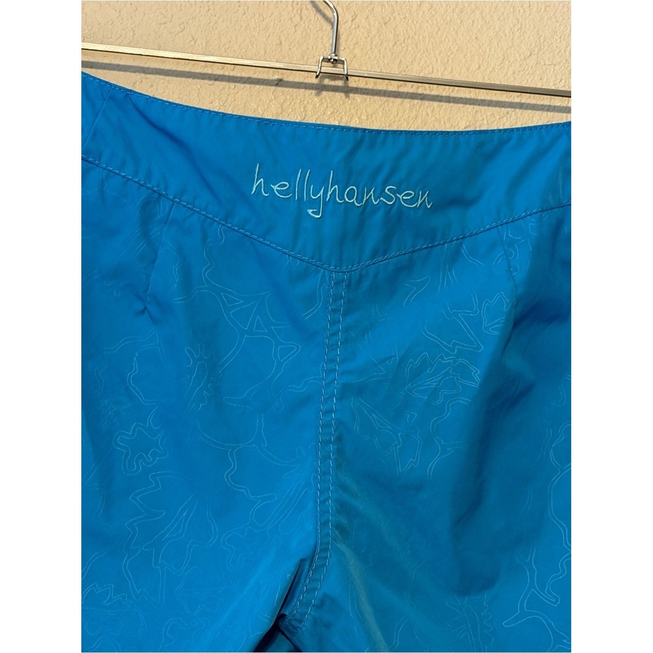Helly Hansen Women’s Hydropower Board Shorts hibiscus flower Size Medium
