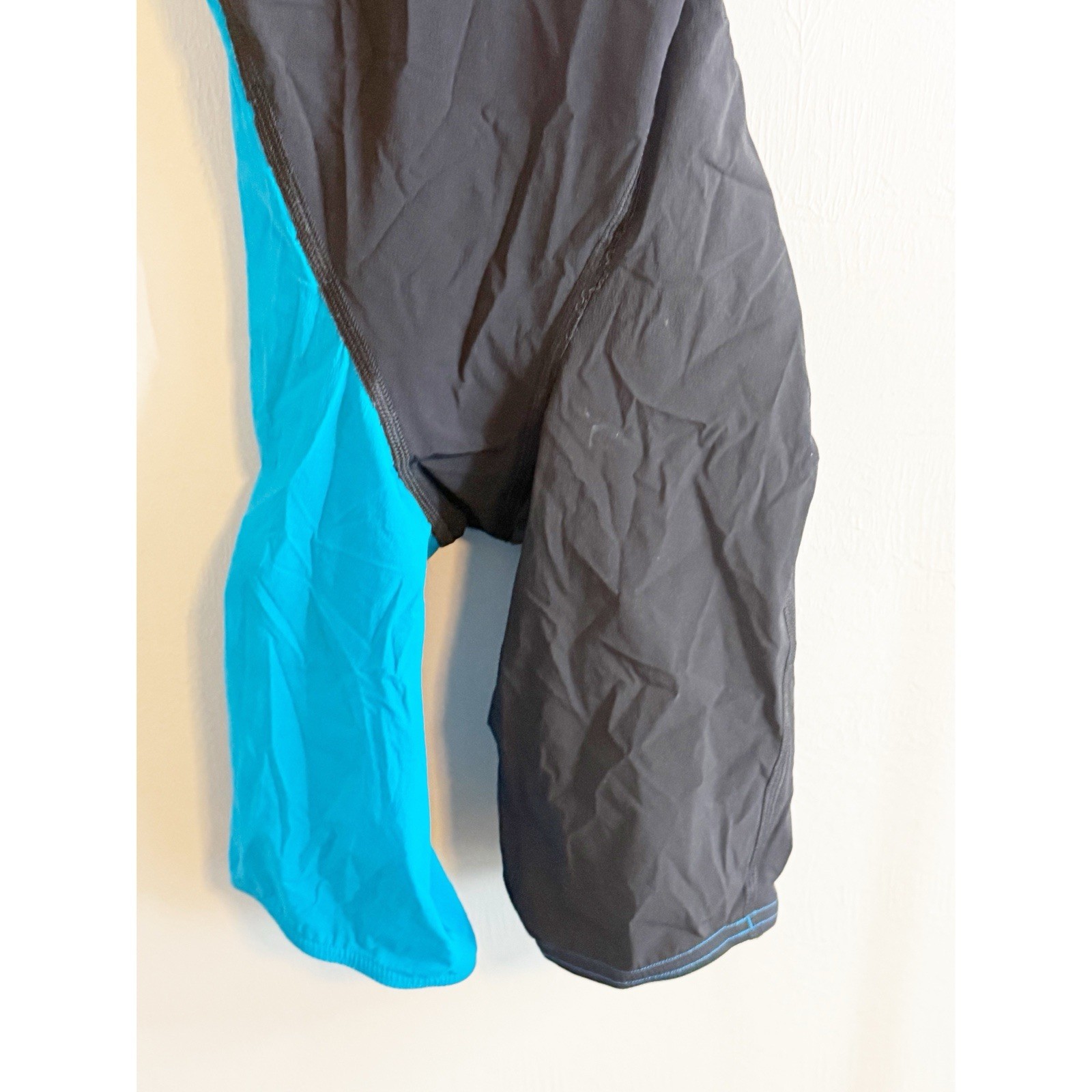 SPEEDO Women’s Blue Black LZR Racer Pro Recordbreaker Kneeskin Comfort Strap 24