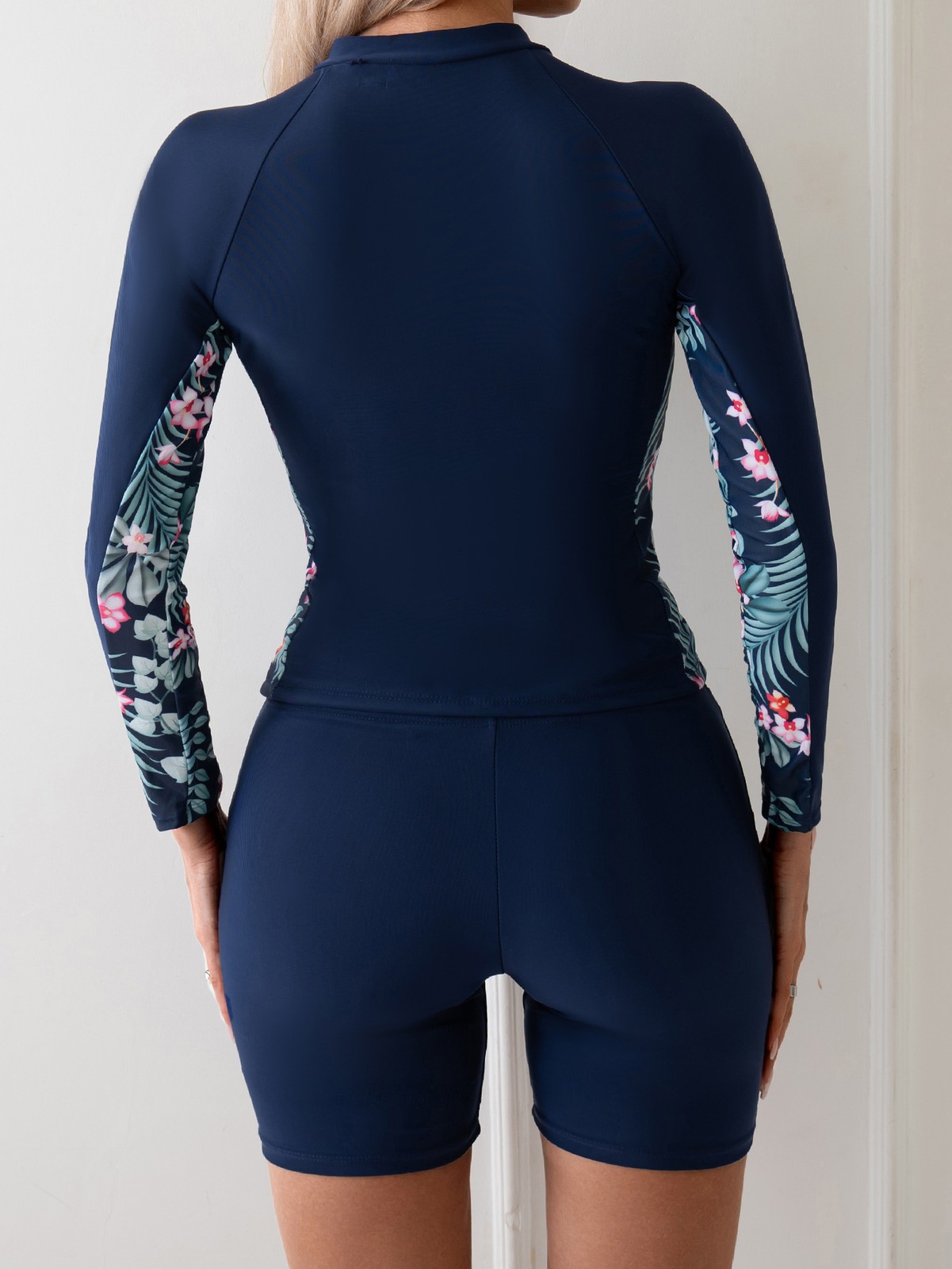 Swimsuits for Women 2 Pieces Rash Guard Wetsuit XS Small Medium Large Size 2-12