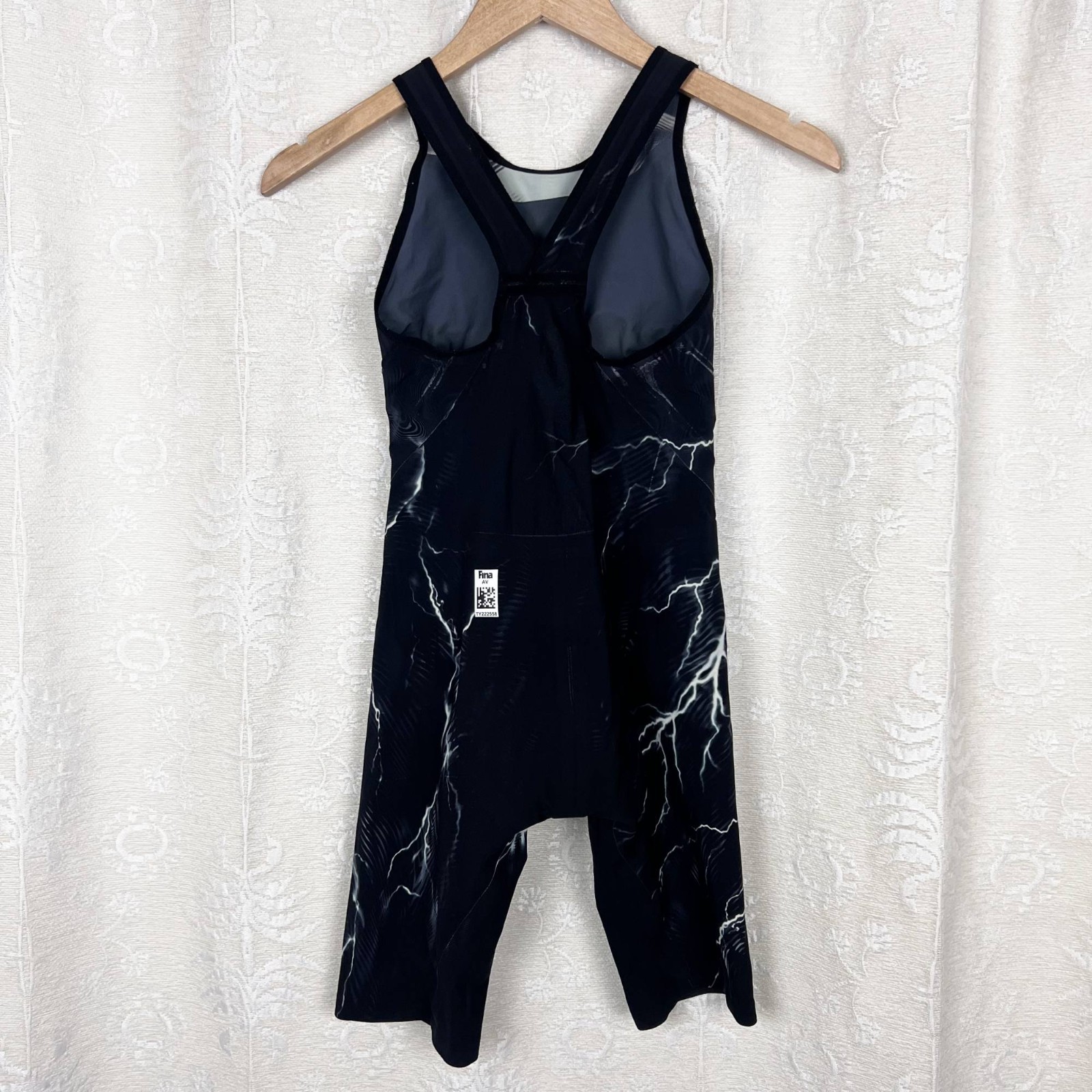 TYR Women’s Venzo Phantom Oblivion Closed Back Kneeskin Tech Suit Swimsuit 27