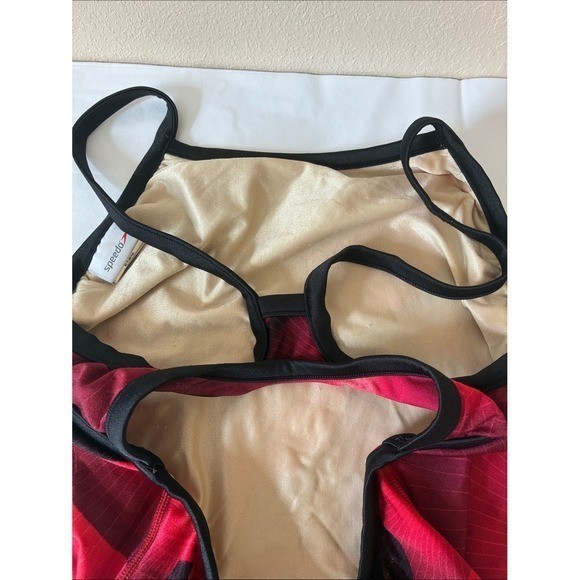 SPEEDO Size 10 Red Black Rising Sun Lycra Geoback One Piece Racer Swimsuit Beach
