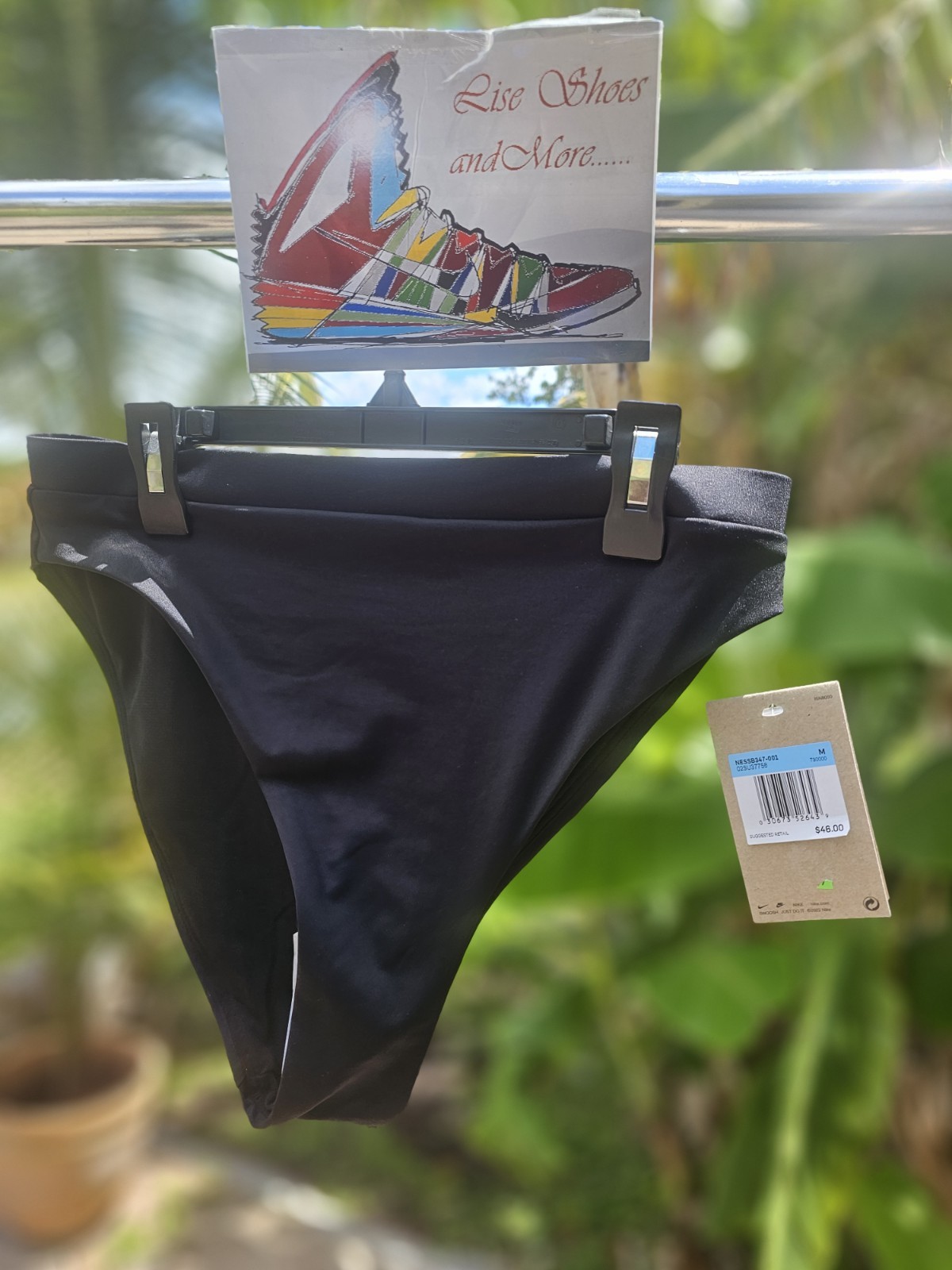 Size medium Nike Swim Women’s Essential High Waist Bikini Bottom Black NWT