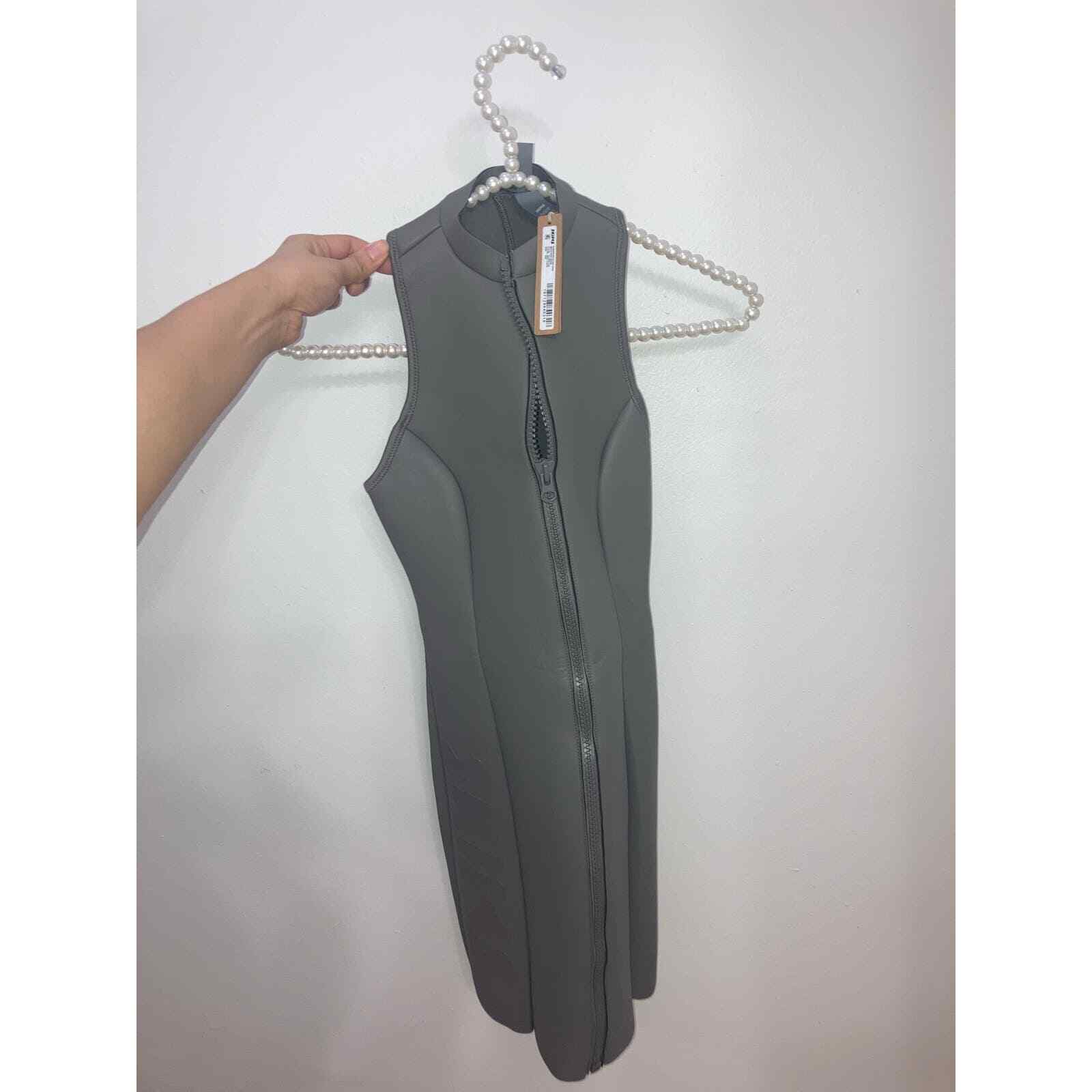 SKIMS Size XXS RUBBERIZED SCUBA SWIM MOCK NECK DRESS GREY CHALK NWT GRAY KIM K