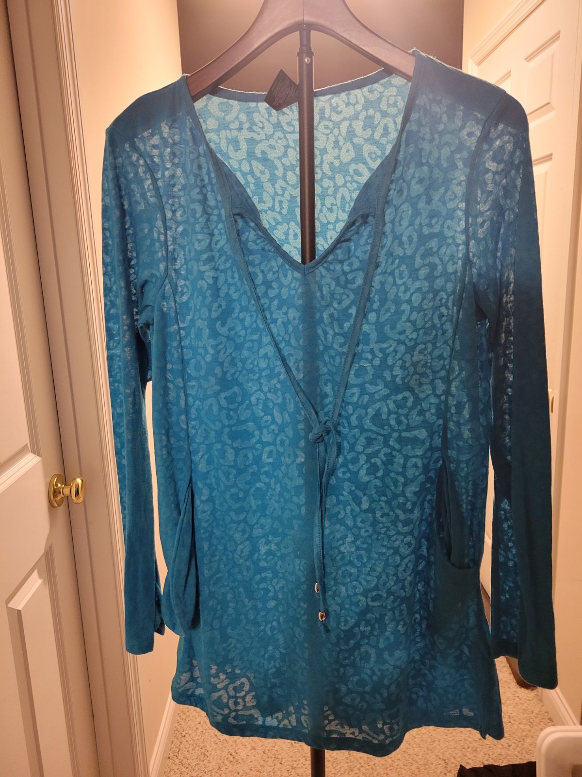 Catalina Women’s Swim Cover-Up Teal Long Sleeve With Subtle Animal Print Medium