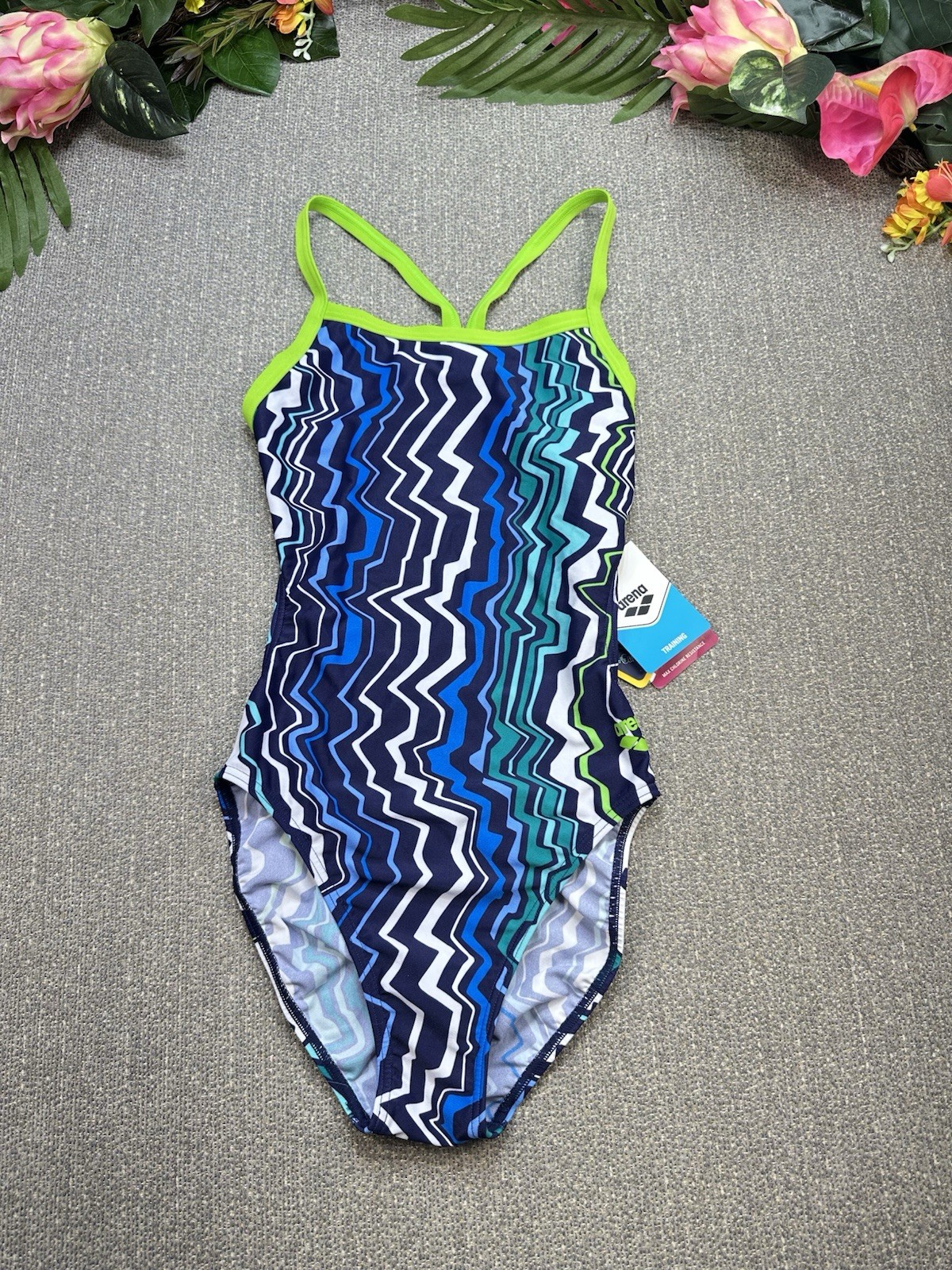 Arena Women’s Challenge Back MaxLife One Piece Training Swimsuit Size 30 Blue