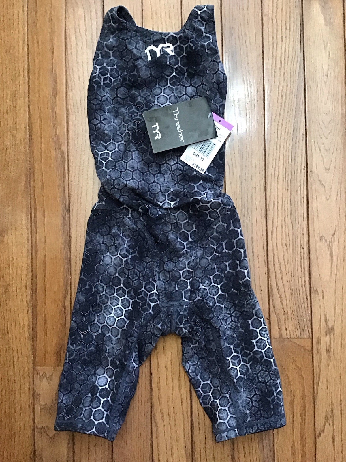 New TYR THRESHER Akurra Women Size 20 Gray Swimsuit Compression (T1-4)