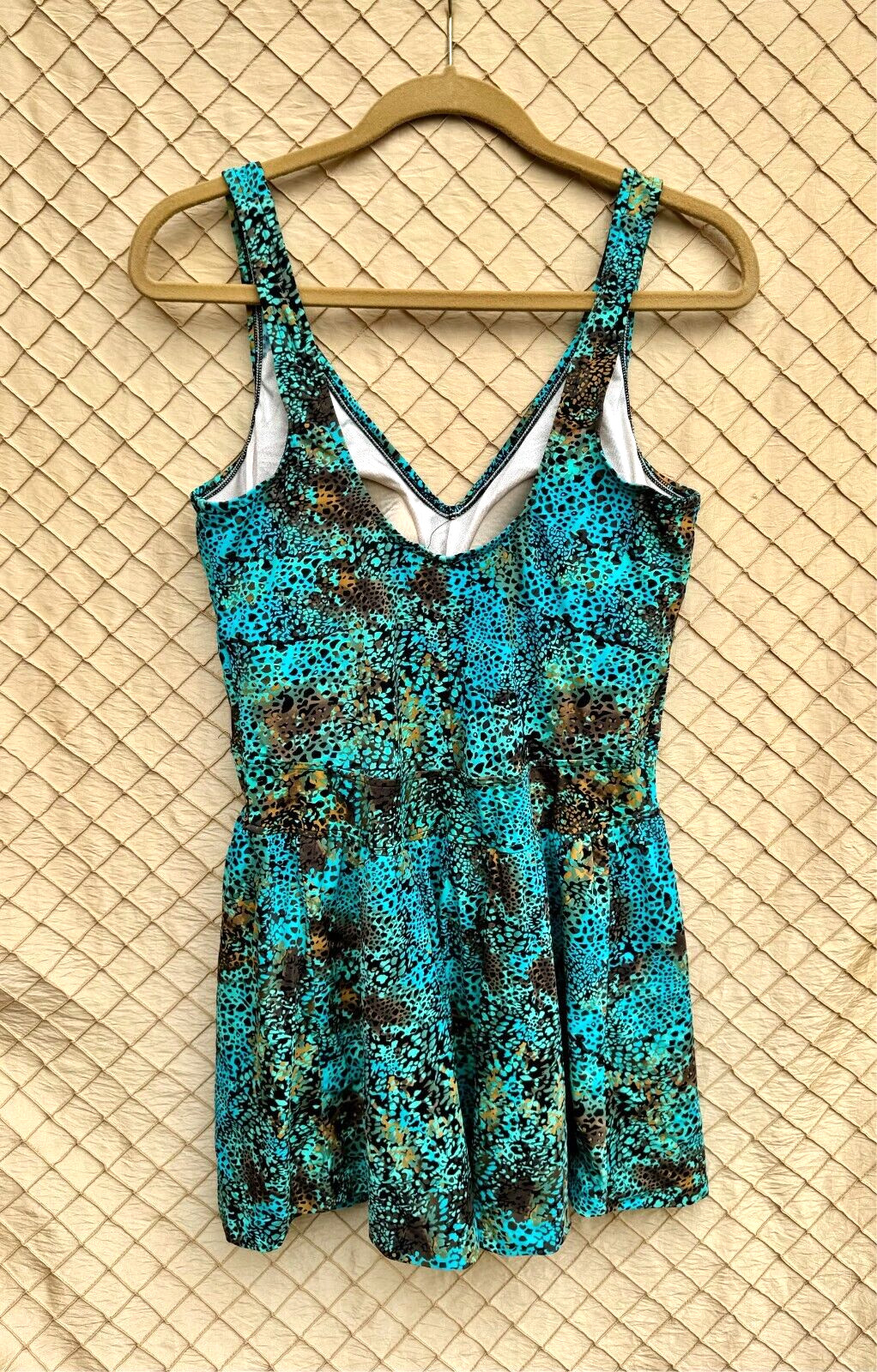 Maxine Size 18 Women’s Turquoise print one piece skirted swimsuit