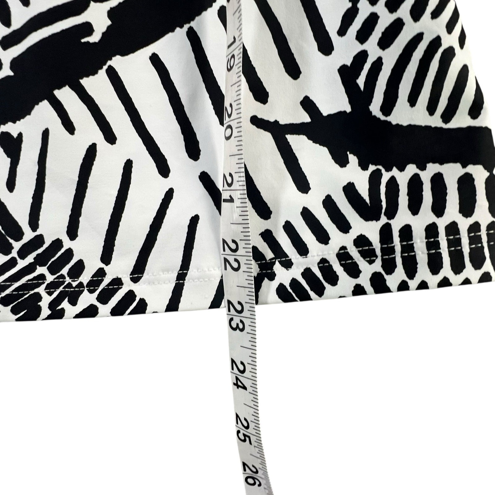 Sea Level Swim Tankini Top US 6 Black White Multifit Cup Convertible Sustainable