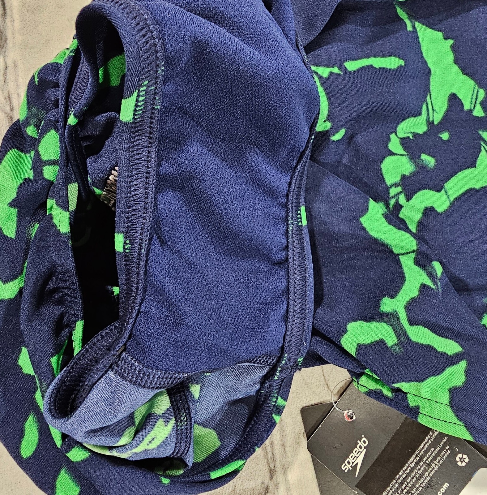 Speedo YOUTH WOMENS SIZE 22 Endurance+ Flyback Competition Swimsuit Wrack It Up