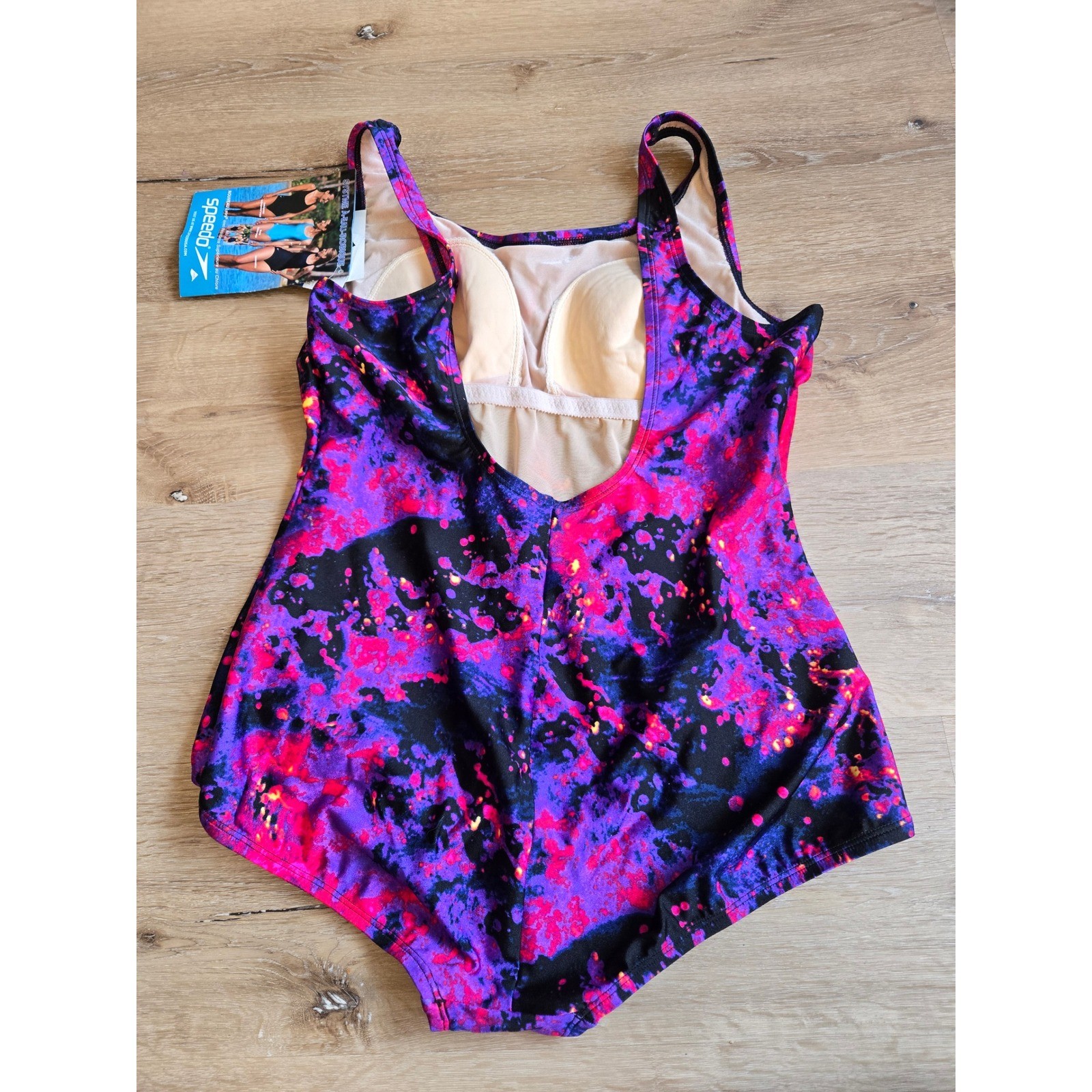 Speedo Women’s One Piece Swimsuit Size 18 Lycra Fitness Splash Print NWT