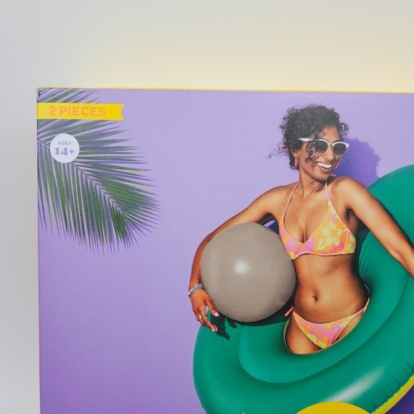 Sun Squad Giant Avocado Inflatable Pool Float with Beach Ball 2 Pieces Ages 14