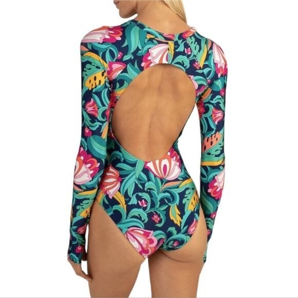 TRINA TURK INDIA GARDEN INDIA GARDEN PADDLE LONG SLEEVE SWIM SUIT LARGE New