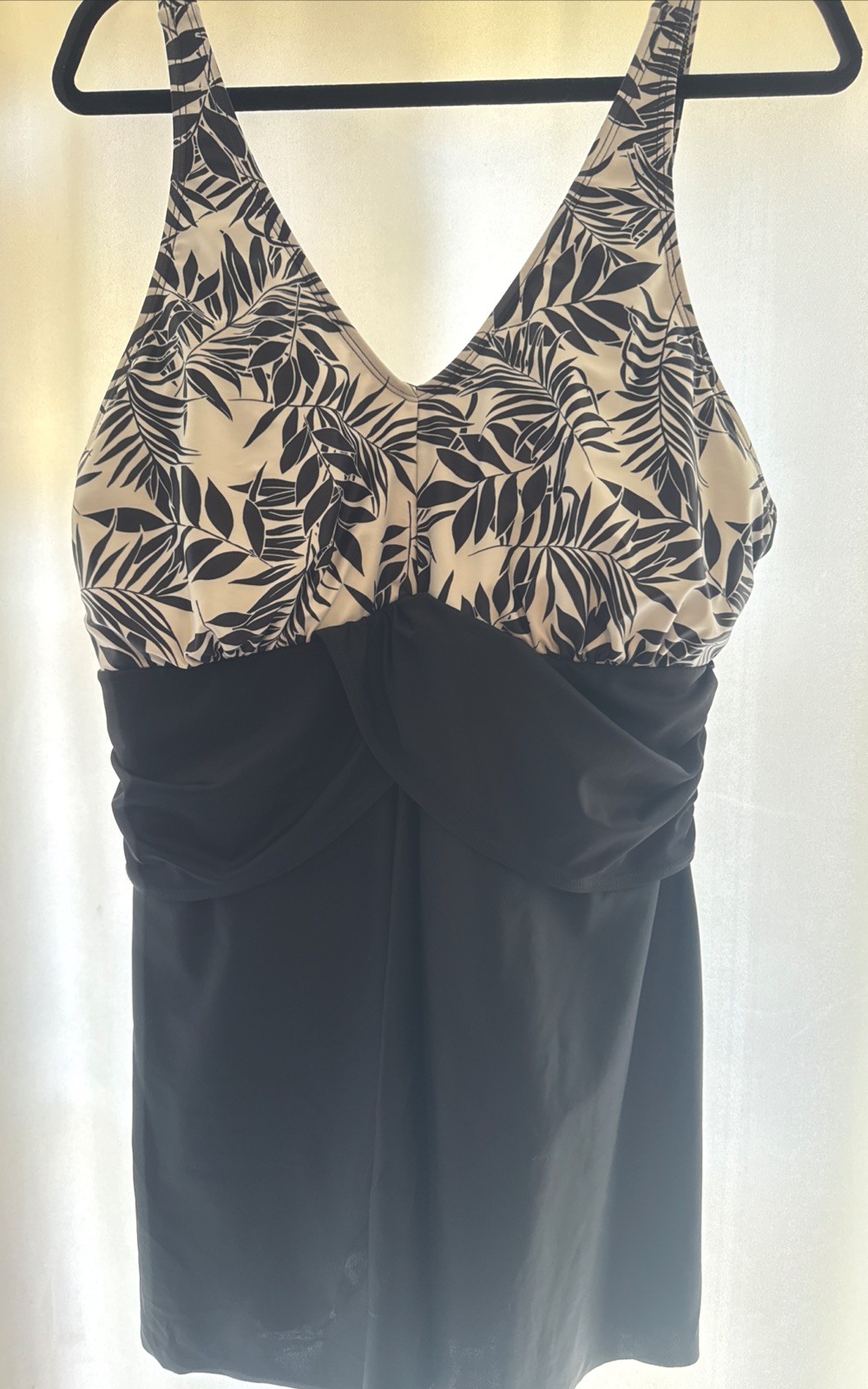 Women’s Plus Size Black and White Bathing Suit 20W Swimsuit One Piece