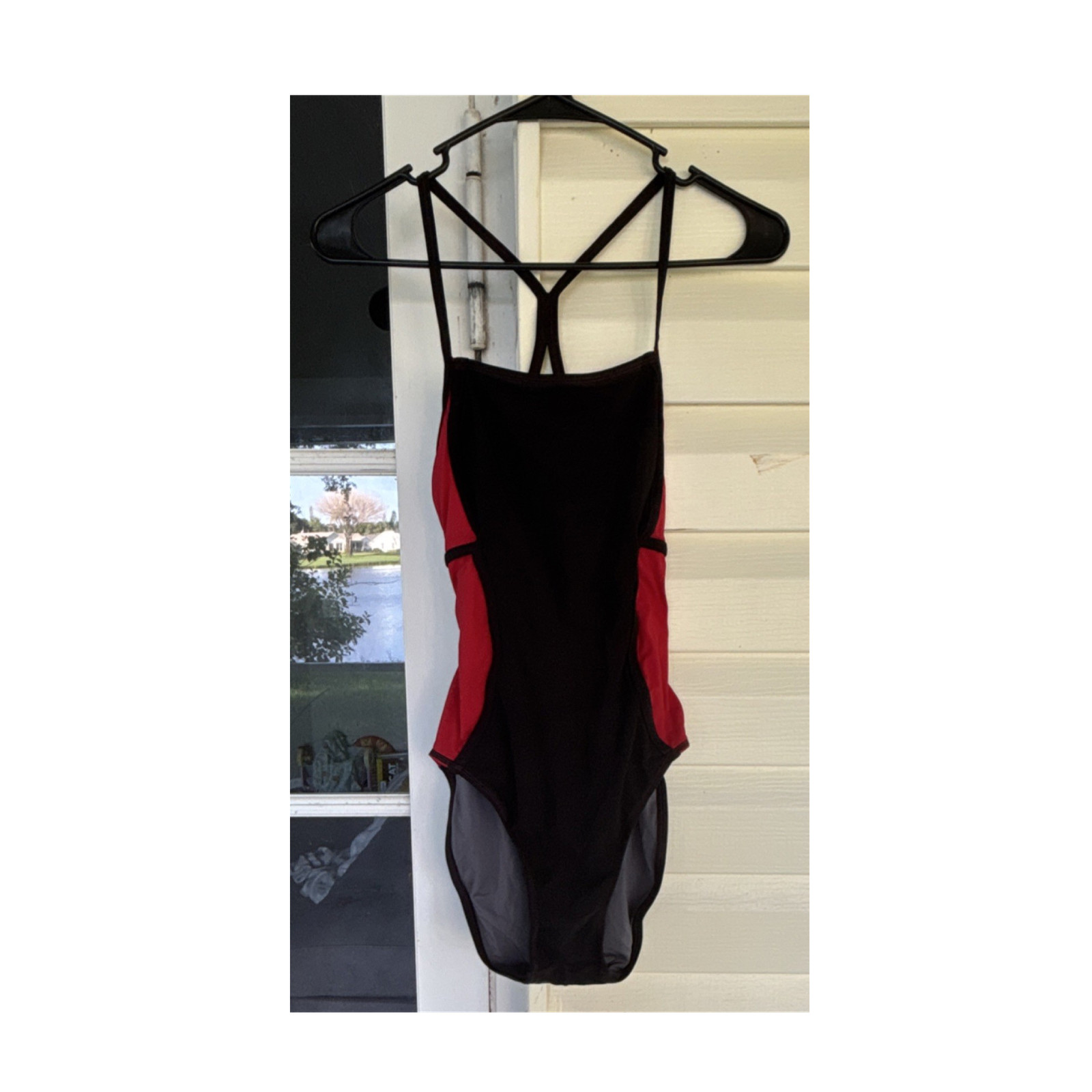 Speedo One Piece Competitive Swimwear Swimsuit Black Red Open Back Size 6/32
