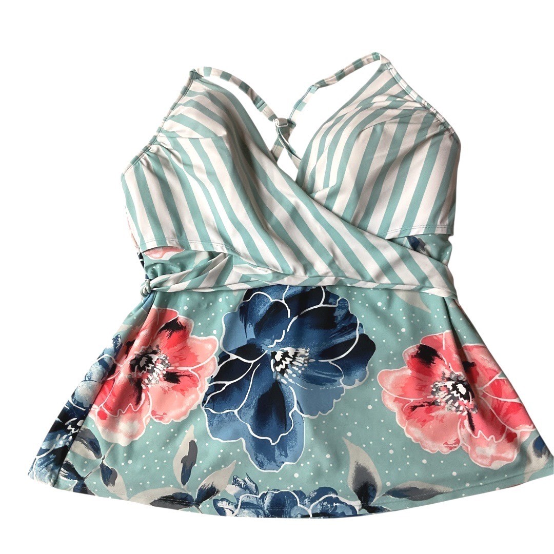 Cacique Women’s Sleeveless Stripe Floral Printed Tankini Swimsuit Top Size