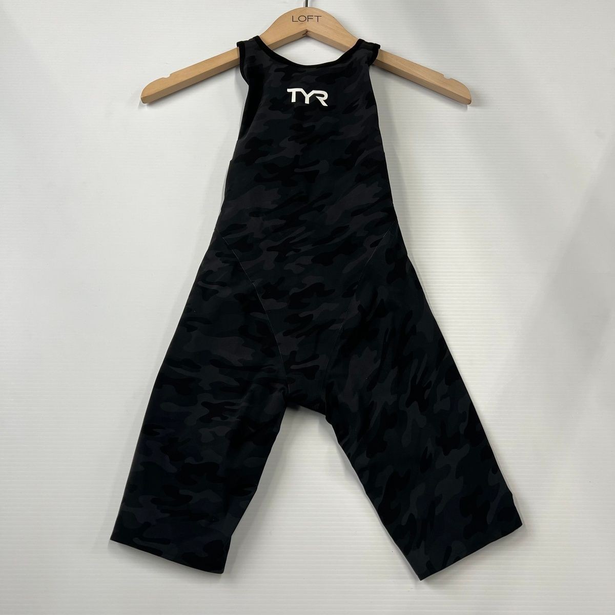 TYR Venzo Printed Open Back Women’s Size 23 Black VZCOB6A