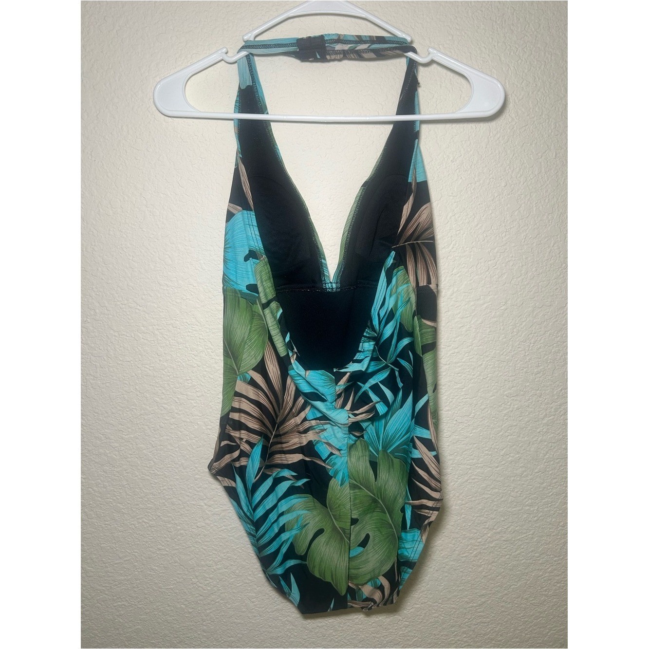 Speedo Womens Tropical Halter One-Piece Swimsuit Green Teal Vacation Beach Resor