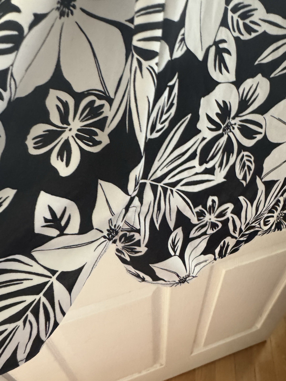 Tropical Escape Woman’s Swim Dress, Size 22W Black & White Tropical Print, NWOT