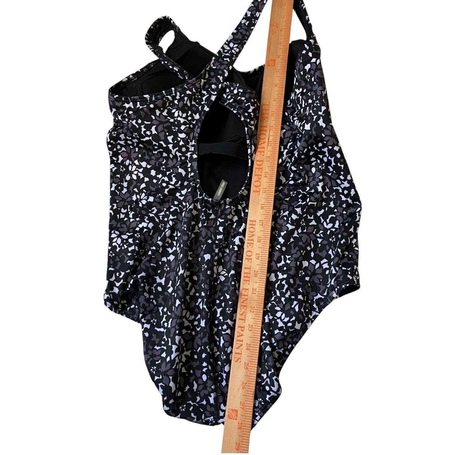 Lands’ End One Piece Swimsuit Black Gray Floral Criss Cross Back 16P