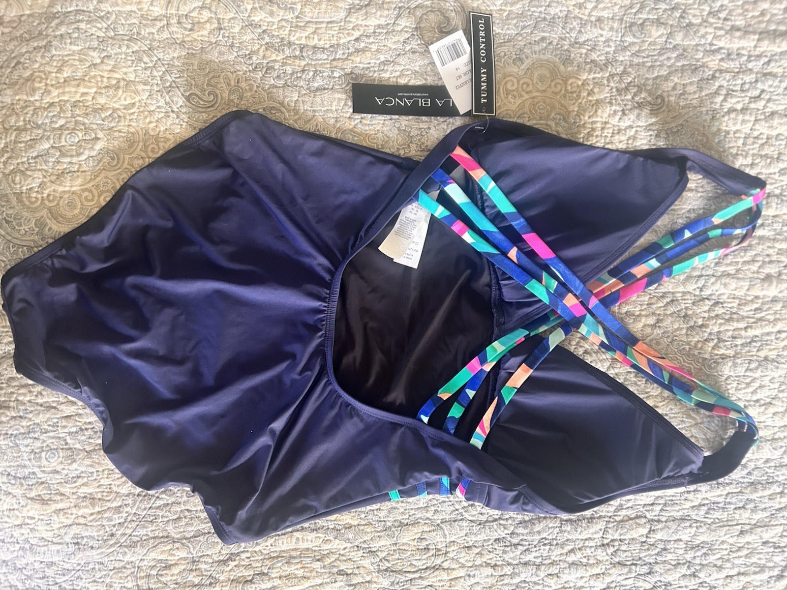 Women’s One Piece Swimsuit, Brand, La Blanca, NWT, Size 14, Excellent Condition￼