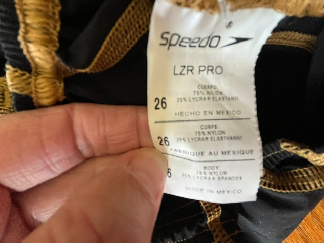 Speedo Fastskin LZR Racer Pro Recordbreaker Kneeskin, Women’s Size 26, BlackGold