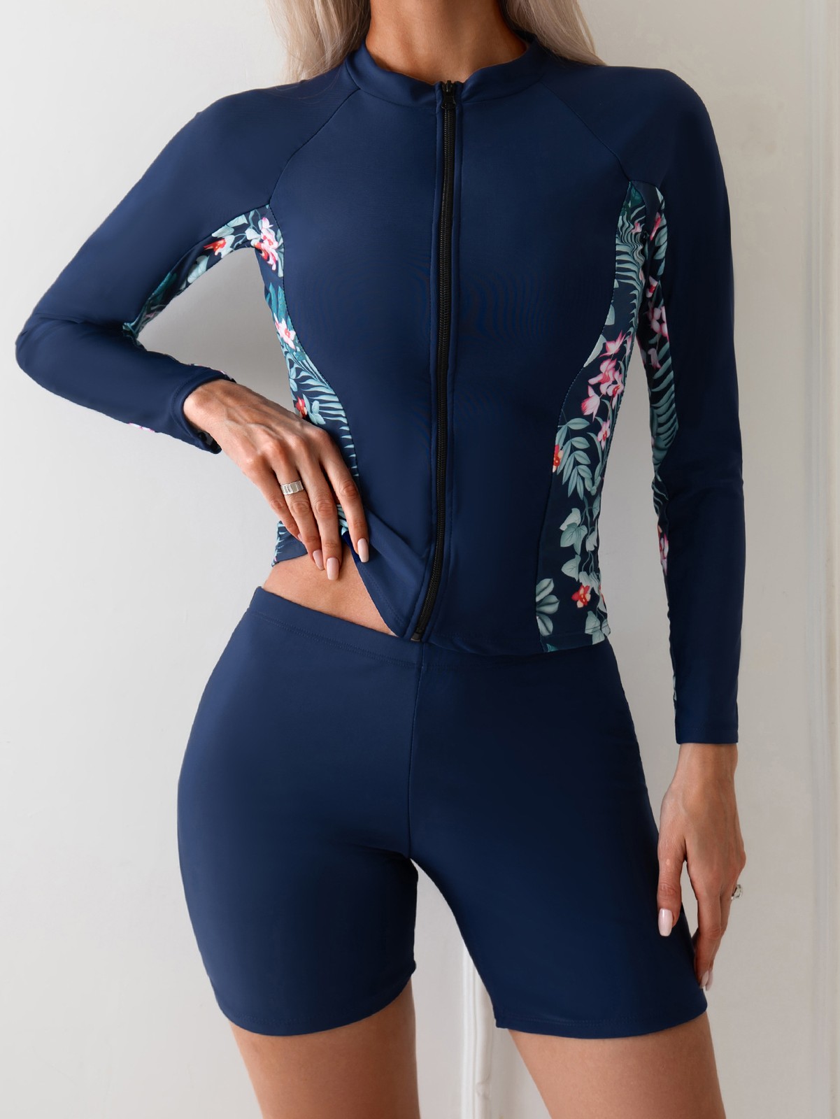 Swimsuits for Women 2 Pieces Rash Guard Wetsuit XS Small Medium Large Size 2-12