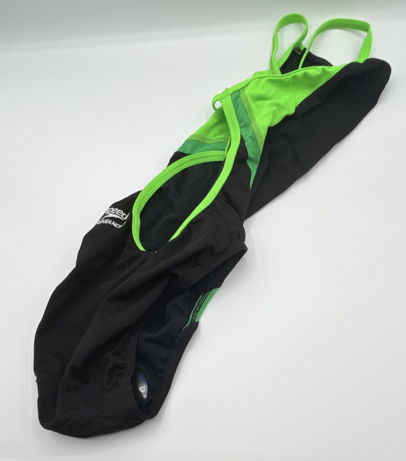 NEW! Speedo Endurance+ Women’s Swimming One Piece Swimsuit Black Green Size 26