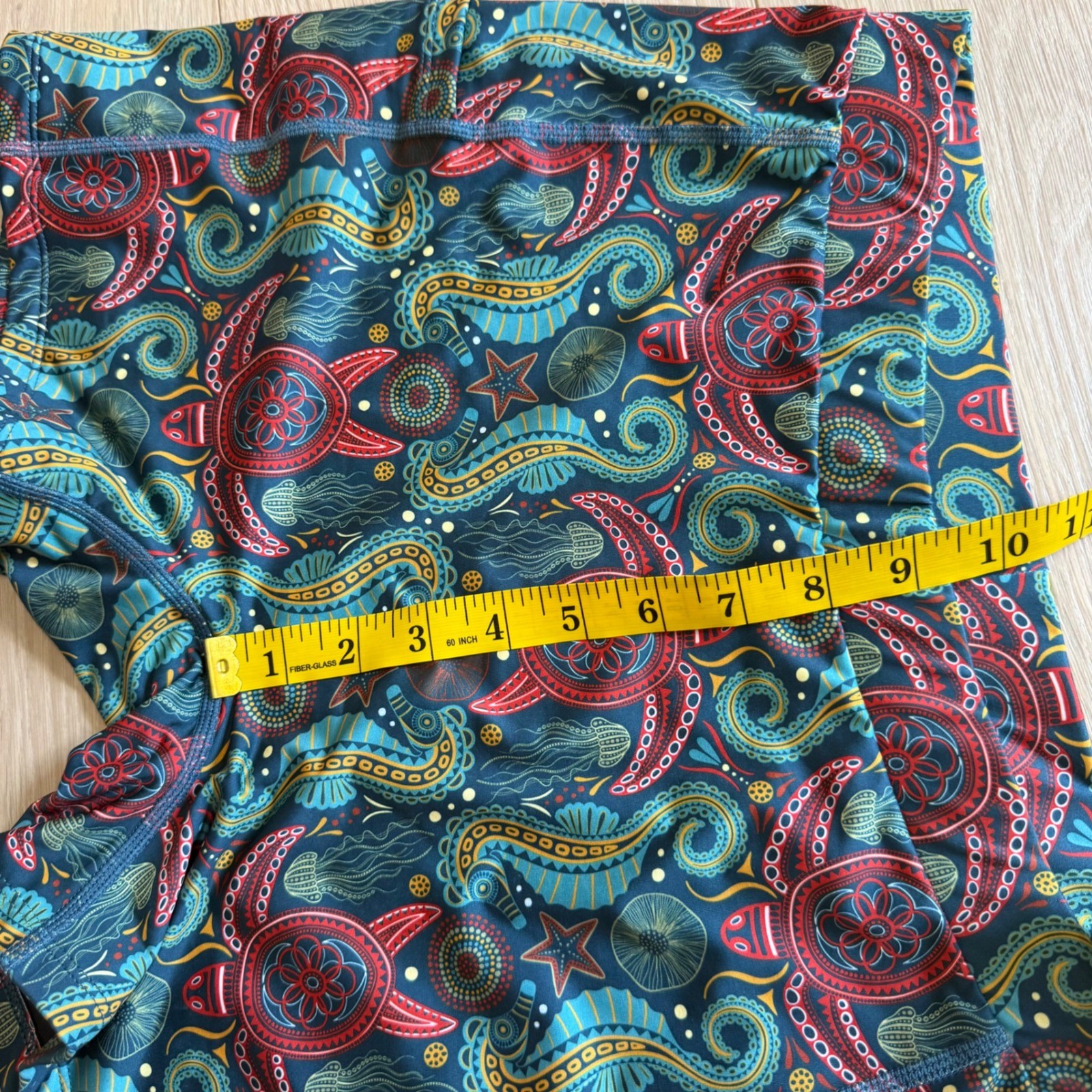 TomboyX Sea Life Print 4.5″ Board Shorts Swim Trunks Turtle Seahorse Large