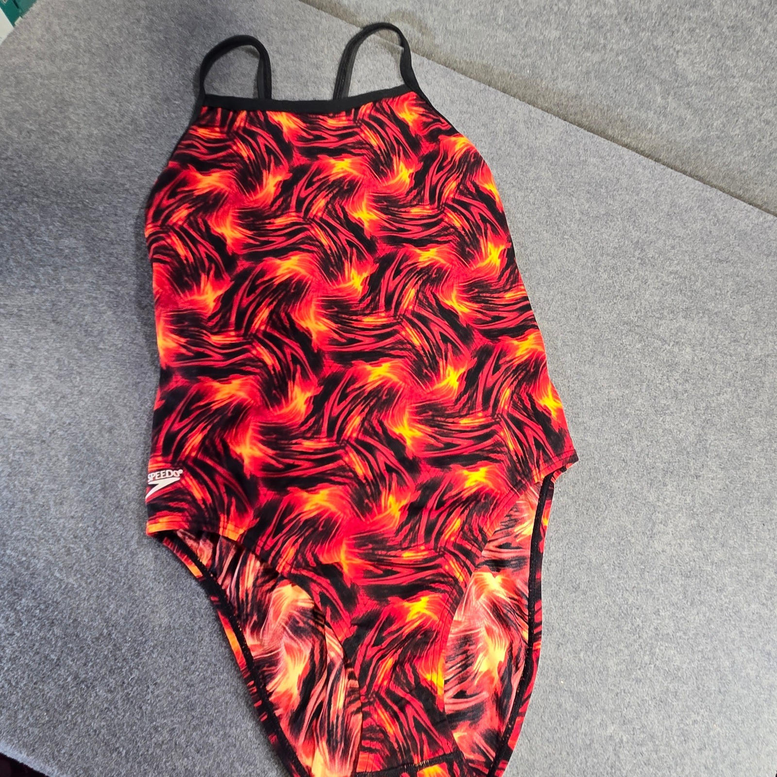 Speedo Womens Red Orange Flame Print One Piece Swimsuit Crossback Size 10/36