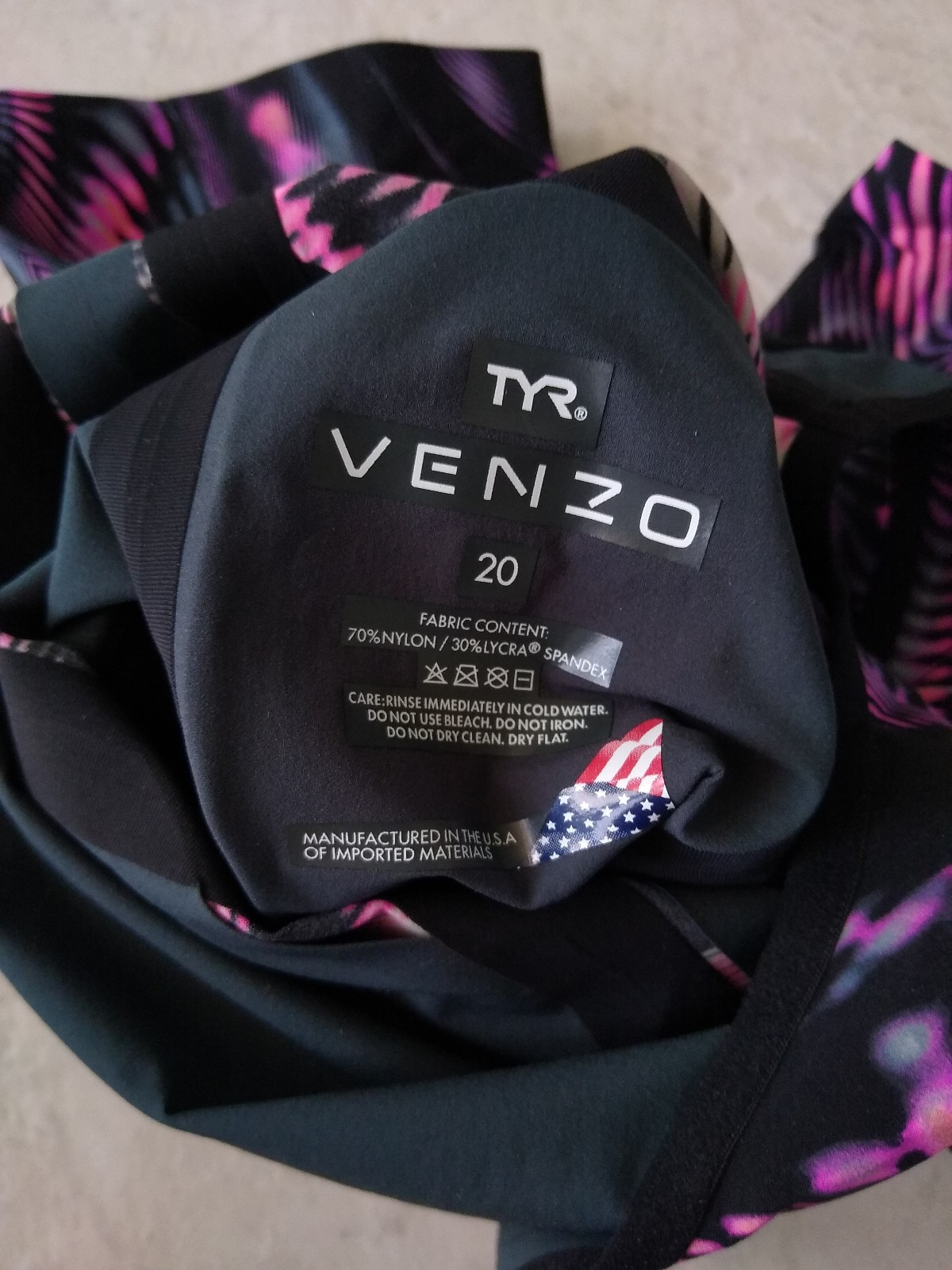 TYR Venzo Genesis Closed Back Tech Swim Suit Color Steel Pink Size 20 Technical