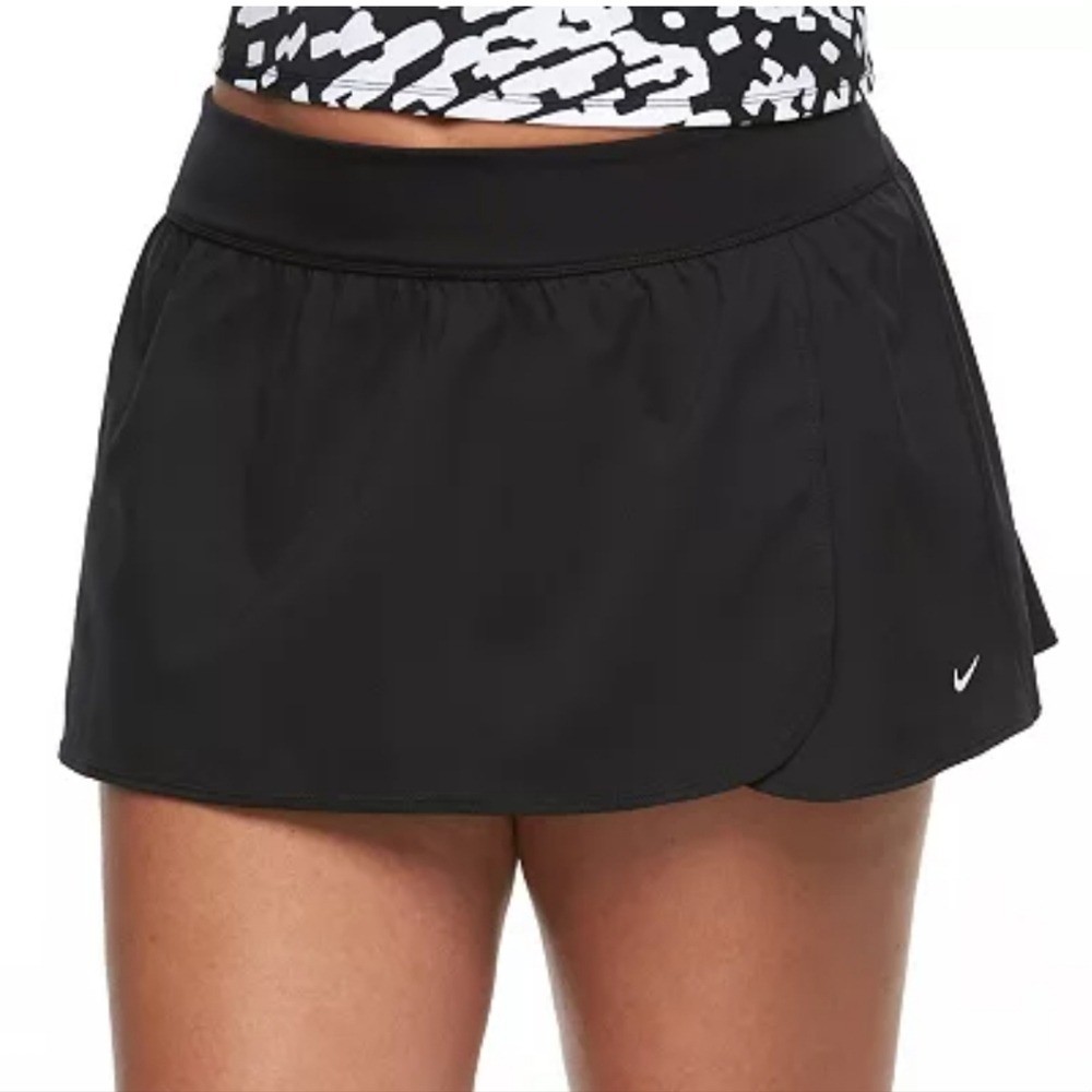 Nike Women’s Plus Size 3x Element Solid Swim Boardskirt Black