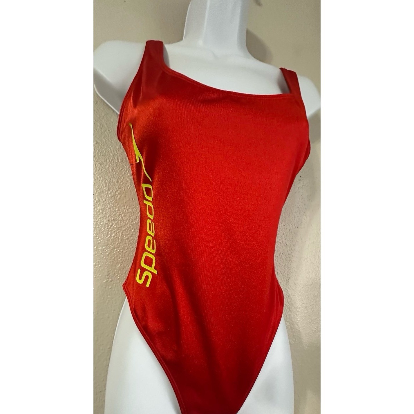 Ladies speedo, bathing suit size small! Baywatch Red – summertime