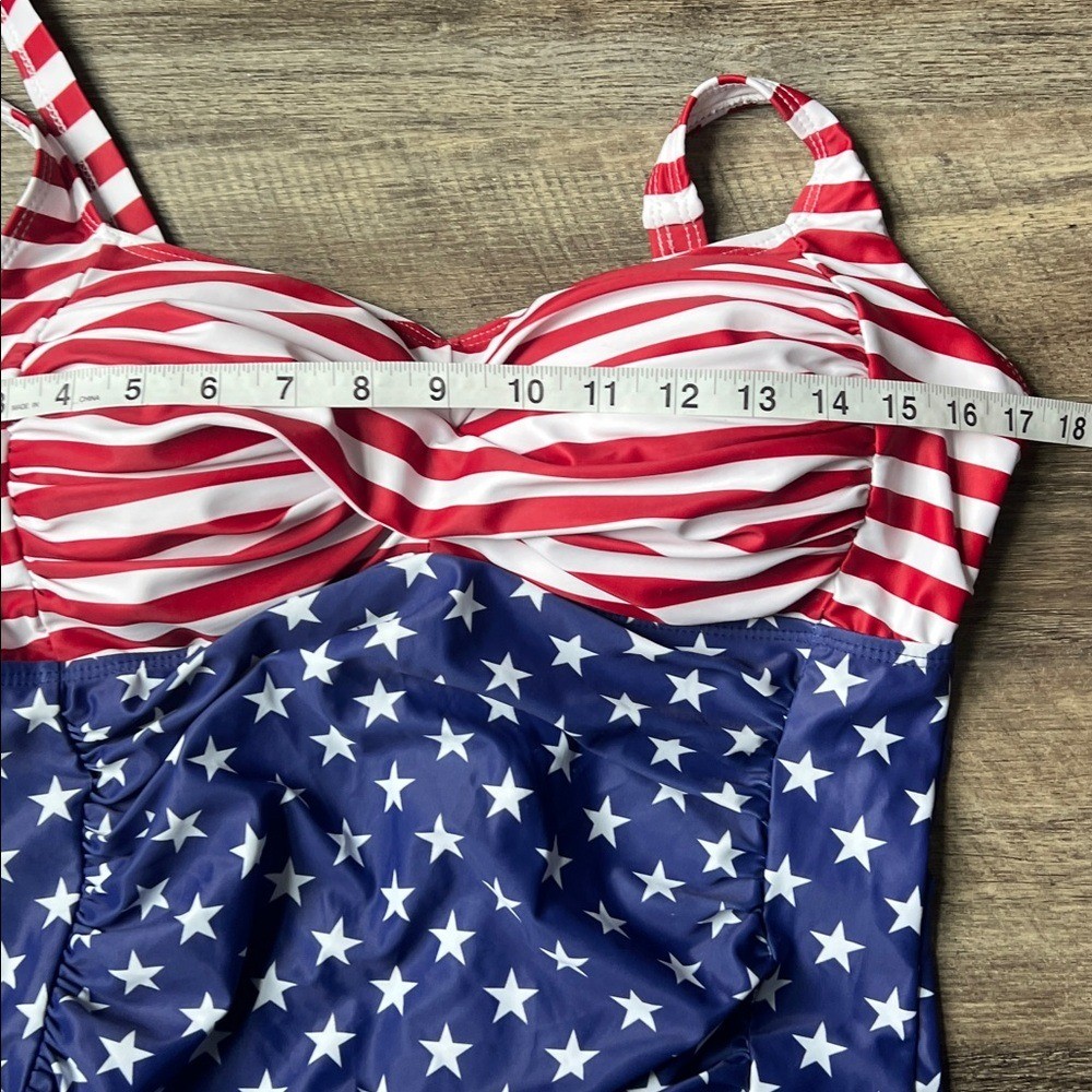Younique Tummy Control Slimming One Piece Swimsuit Sz 14 National Flag ⚫️