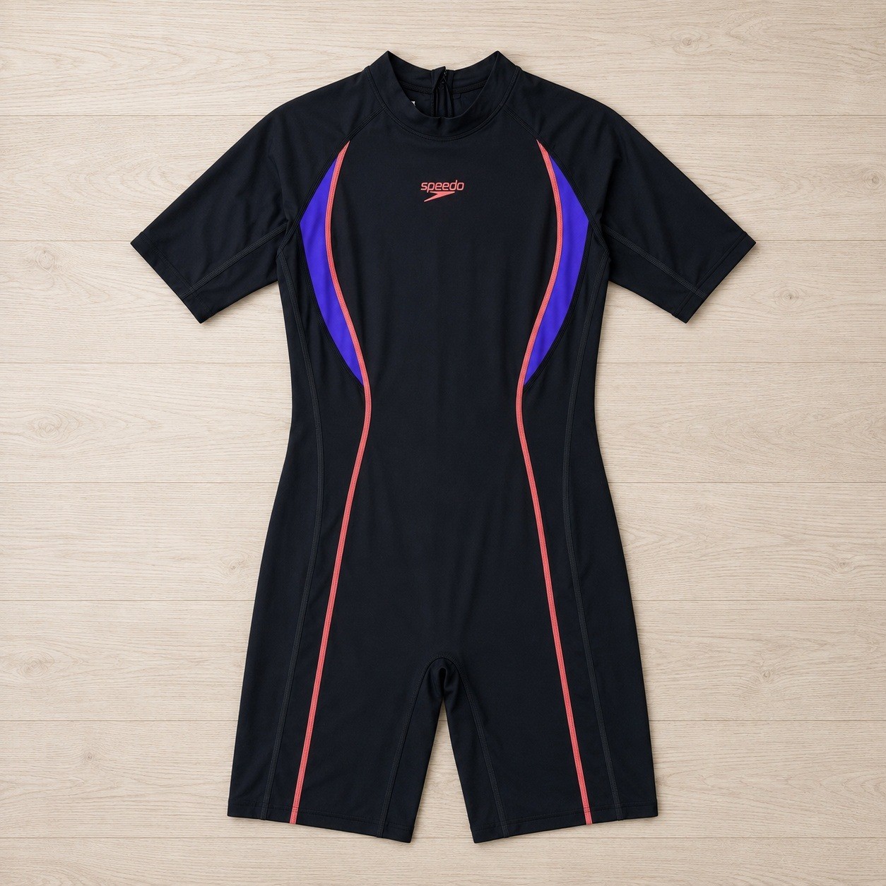 Speedo Women Short Sleeve Rash Guard Small 36 Black Swim Performance Surf Sporty