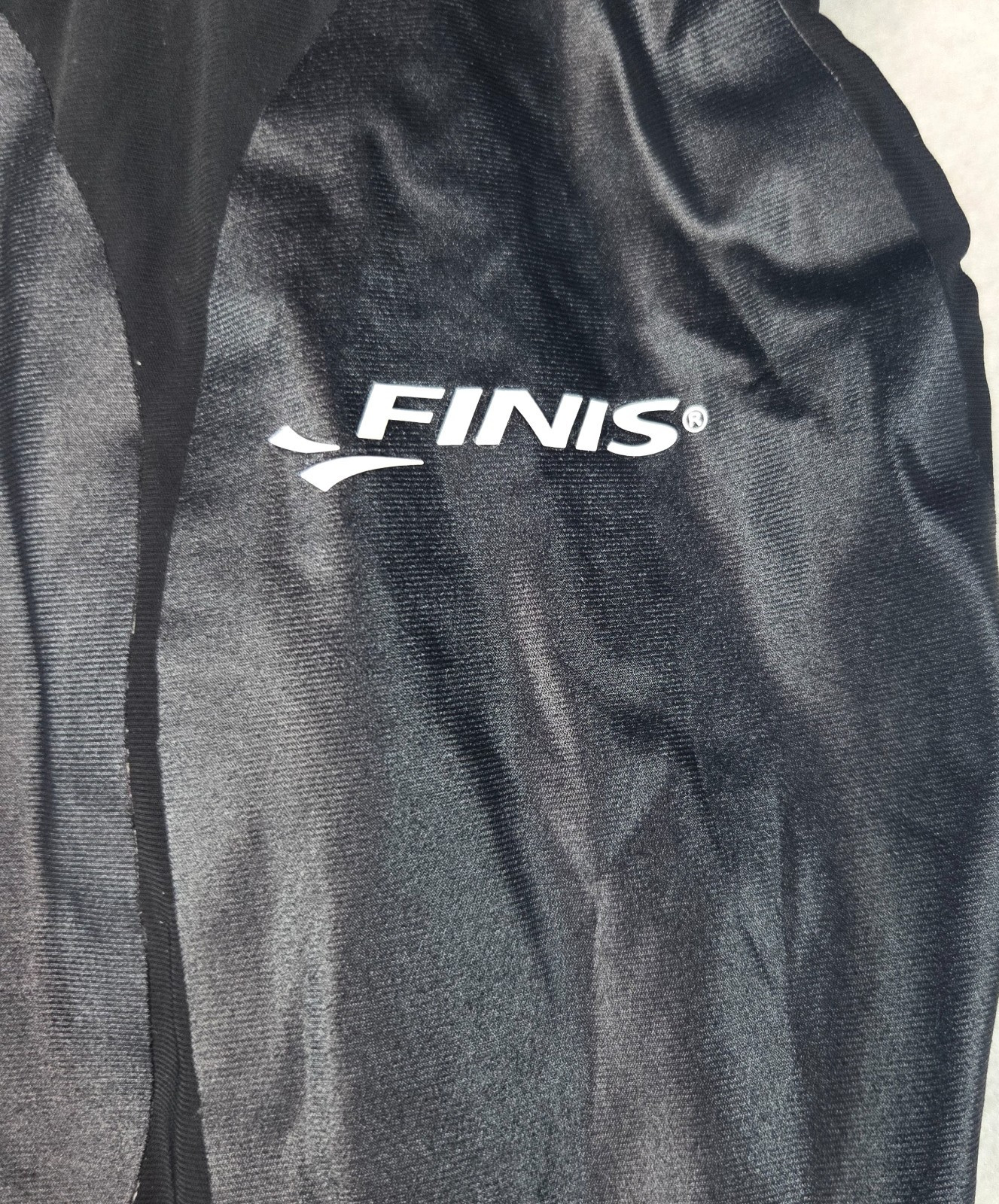 FINIS Size 28 Black Kneeskin Racing Swimsuit Competition Swimwear Women