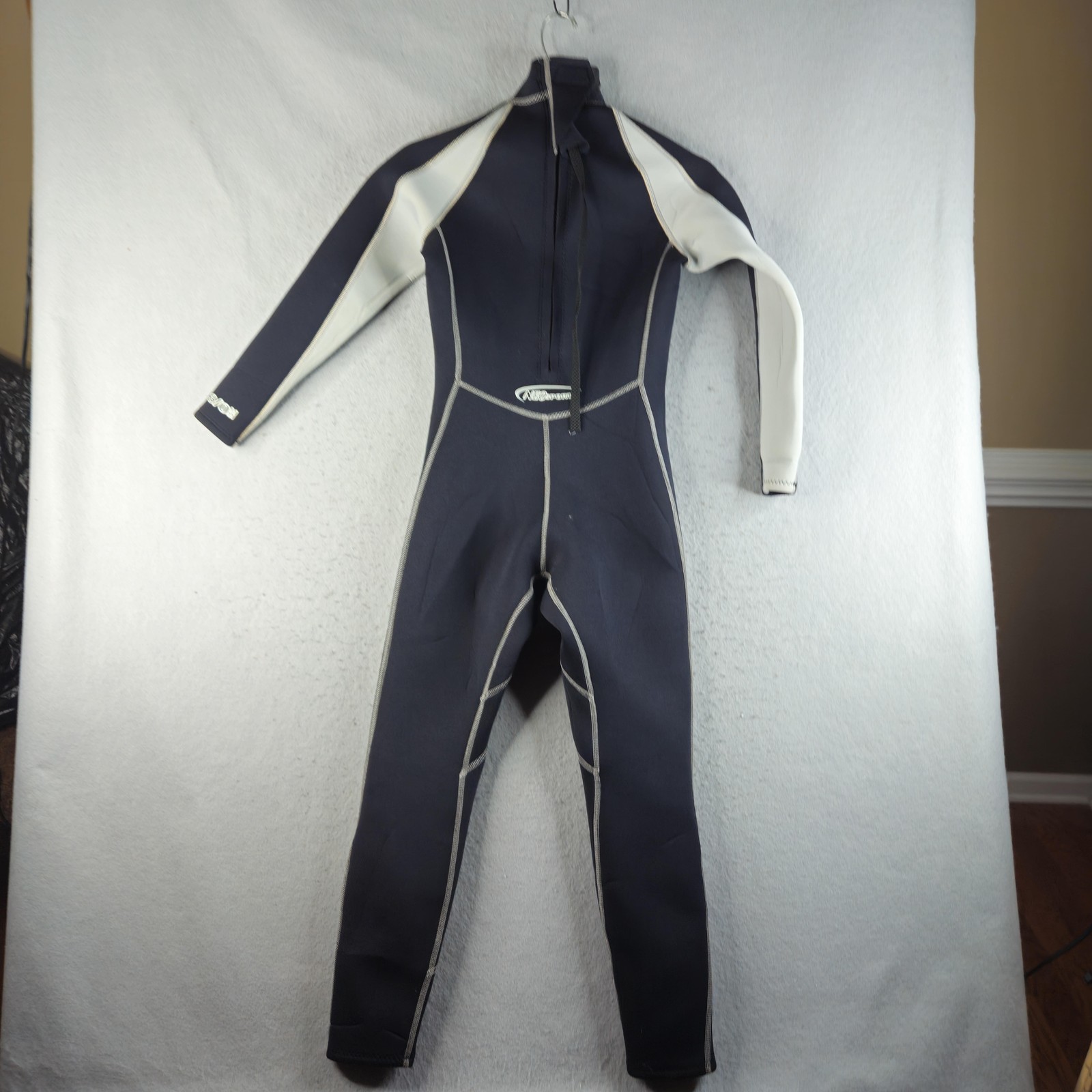 NeoSport Wetsuit Full Body Suit Womens Size 14 3/10MM Surf Swim Scuba Black Gray