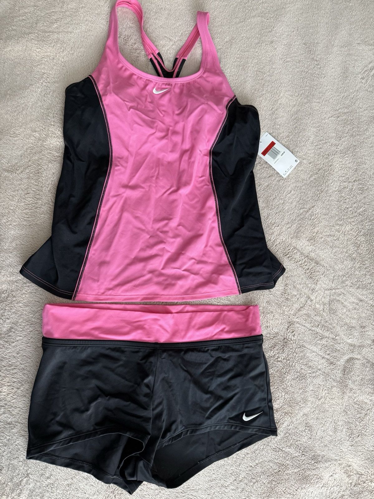 Nike Women’s Solid Hydra strong Swimsuit Pink & Black Size L (2 Pieces Set )
