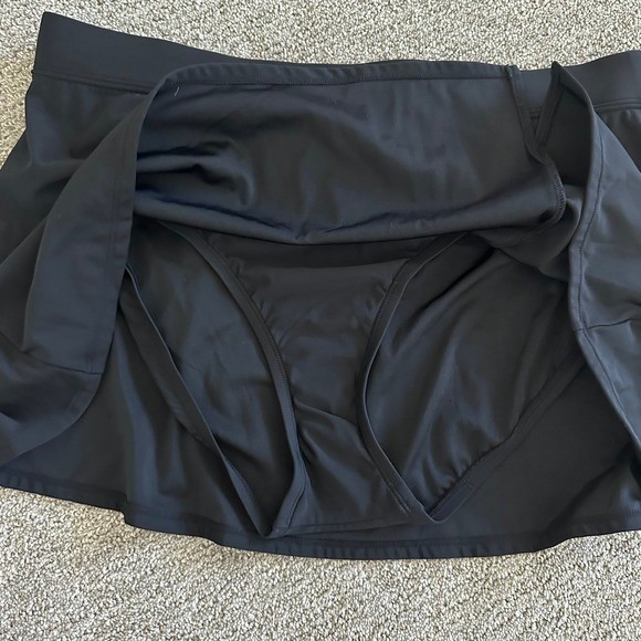 Aqua Green Women’s UPF 50 Split Swim Skirt Black Size XL