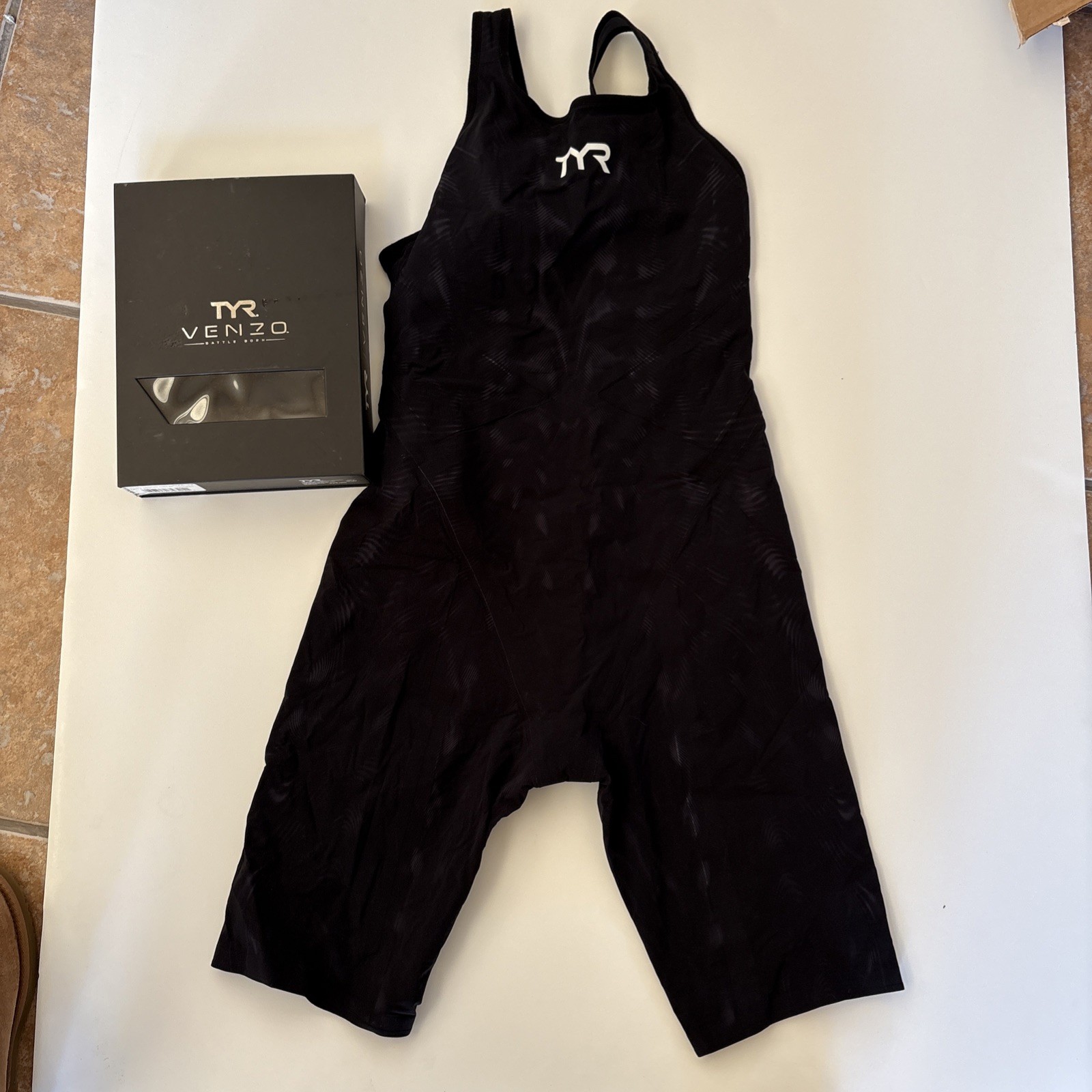 TYR Venzo Genesis Women’s Open Back Swimsuit Onyx, Size 32