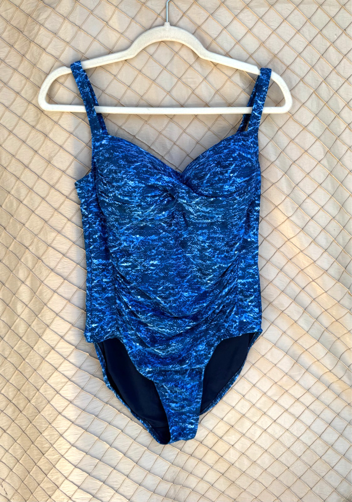 Niptuck Swim Size 10 Women’s Blue Print One Piece Convertible Strap Swimsuit