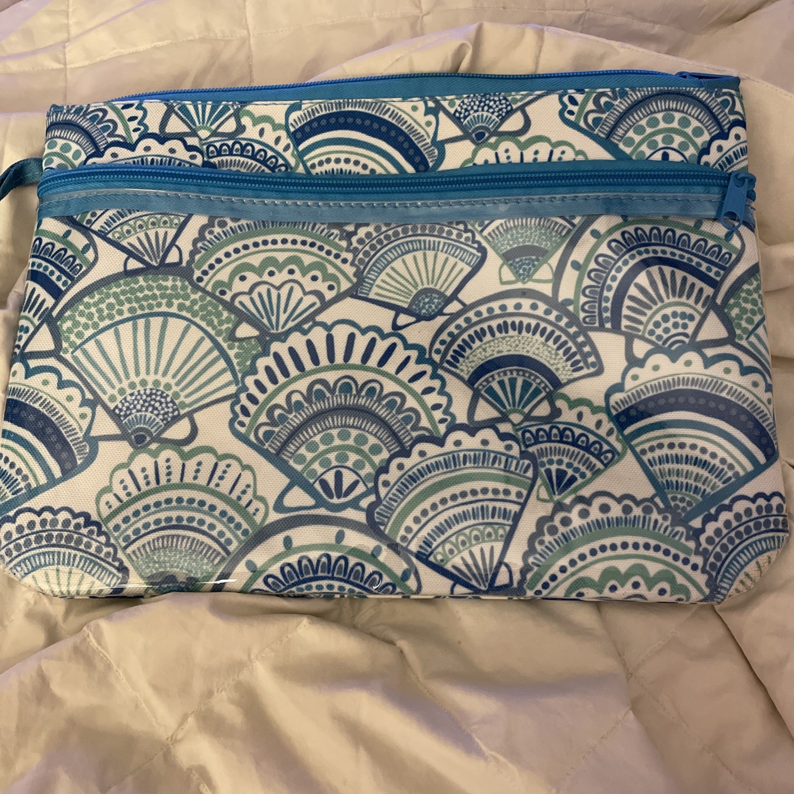 Sun & Sky Bathing Suit Utility Bag Blue Pool Beach Wet Dry Bag Zippered Carry