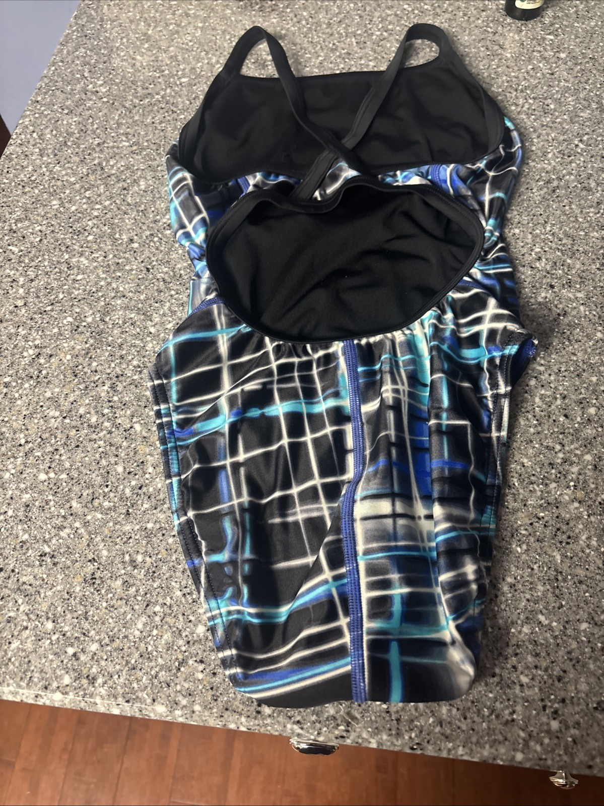 Girls/Women’s Swimming One Piece Swimsuits.. sz 26 nwt endurance/3 sz 28 Euc/lot