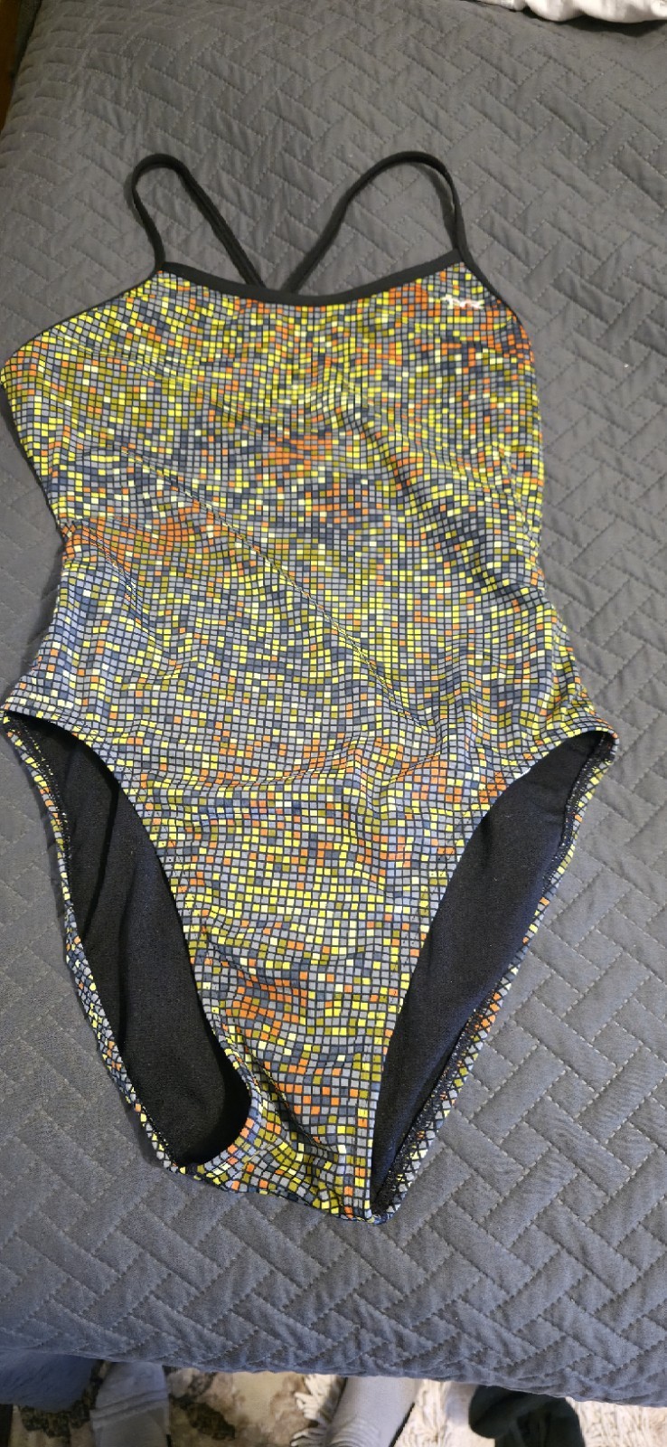 TYR Atomic diamondfit, Womens 36, Black, Green, Orange,chartruce Green, Yellow