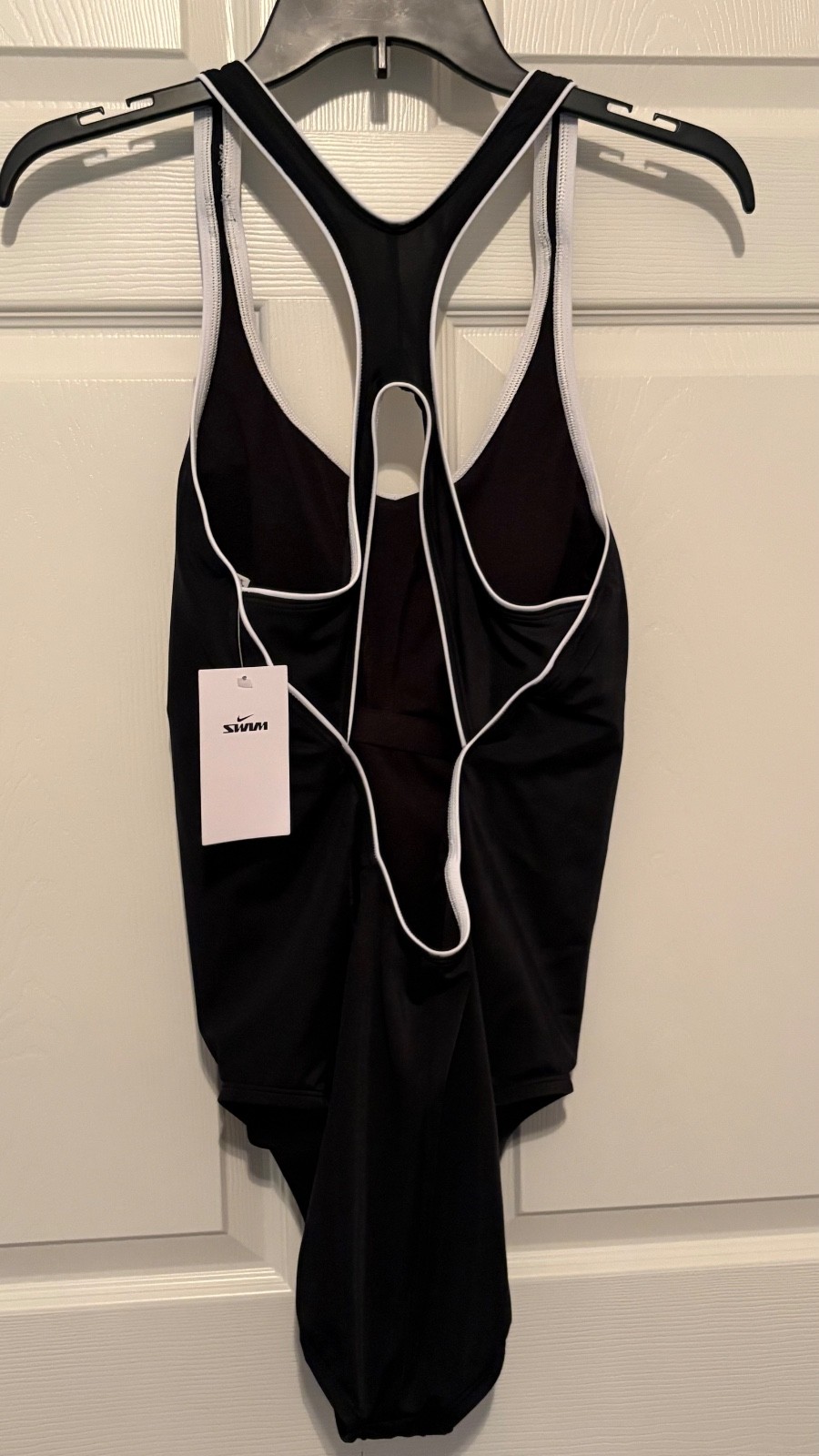 NEW $92 Nike Women Solid Powerback One Piece Swimsuit Black White Size XL