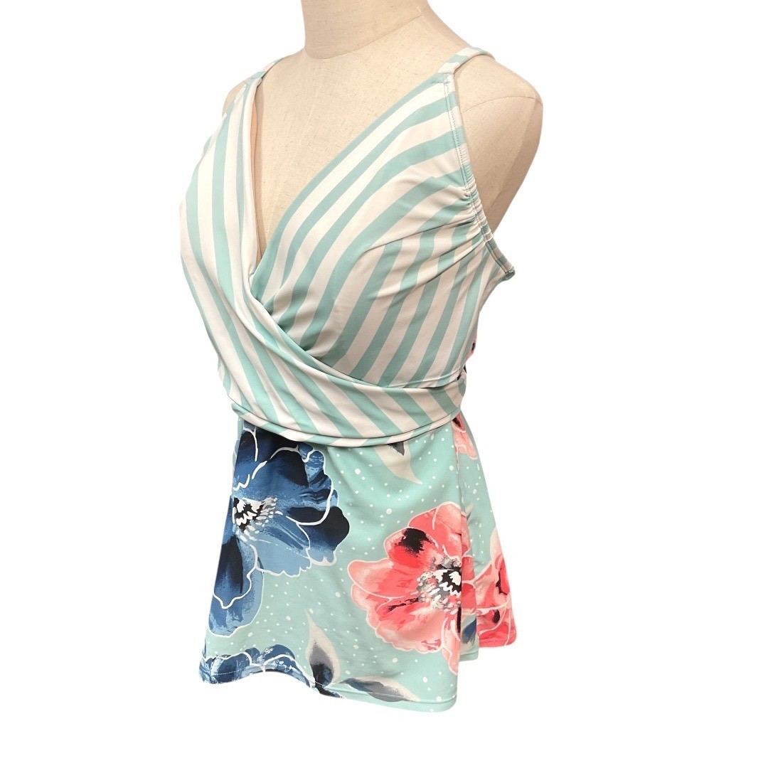 Cacique Women’s Sleeveless Stripe Floral Printed Tankini Swimsuit Top Size